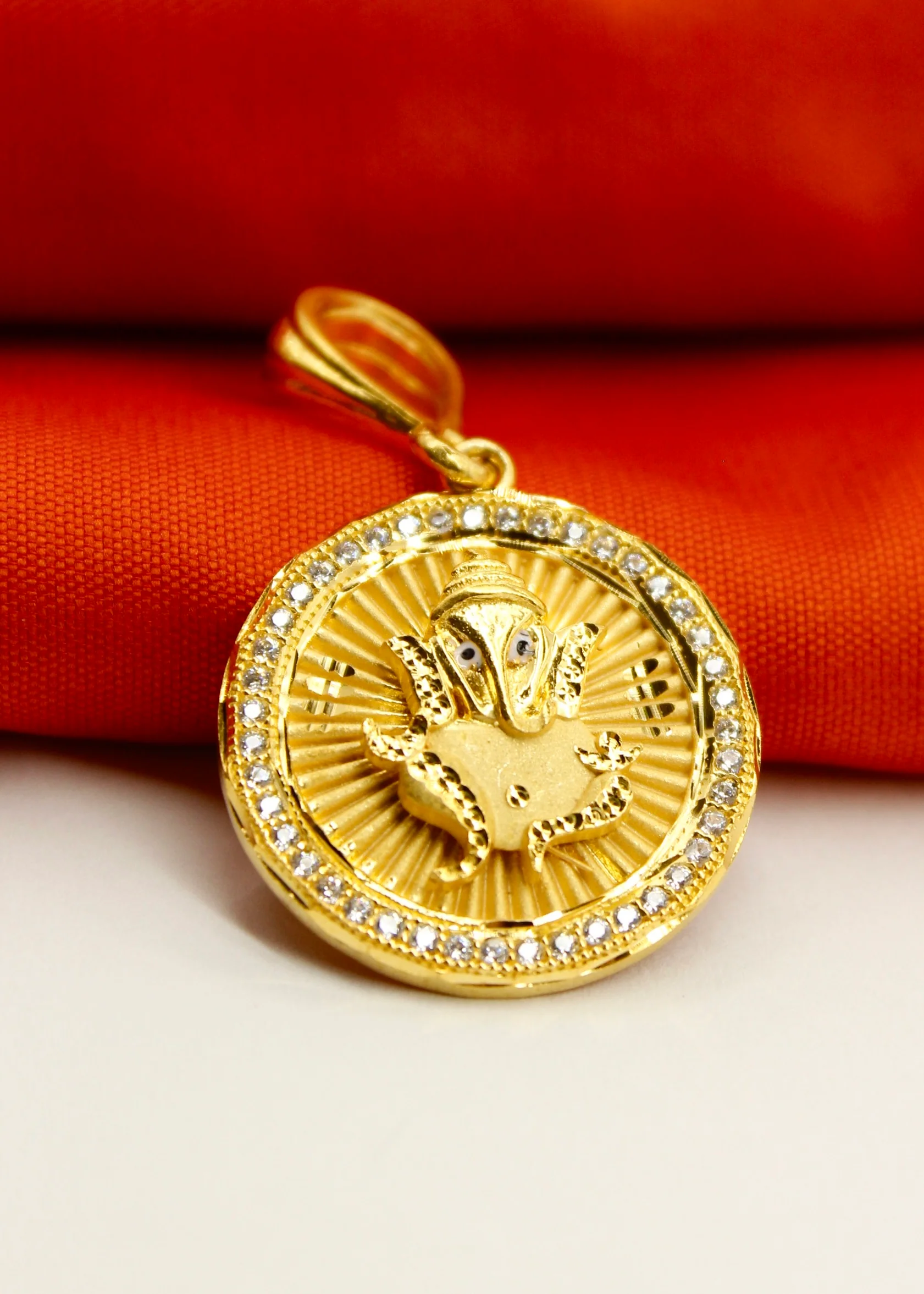 ROUND SHAPE GANPATI PENDANT - Image 2