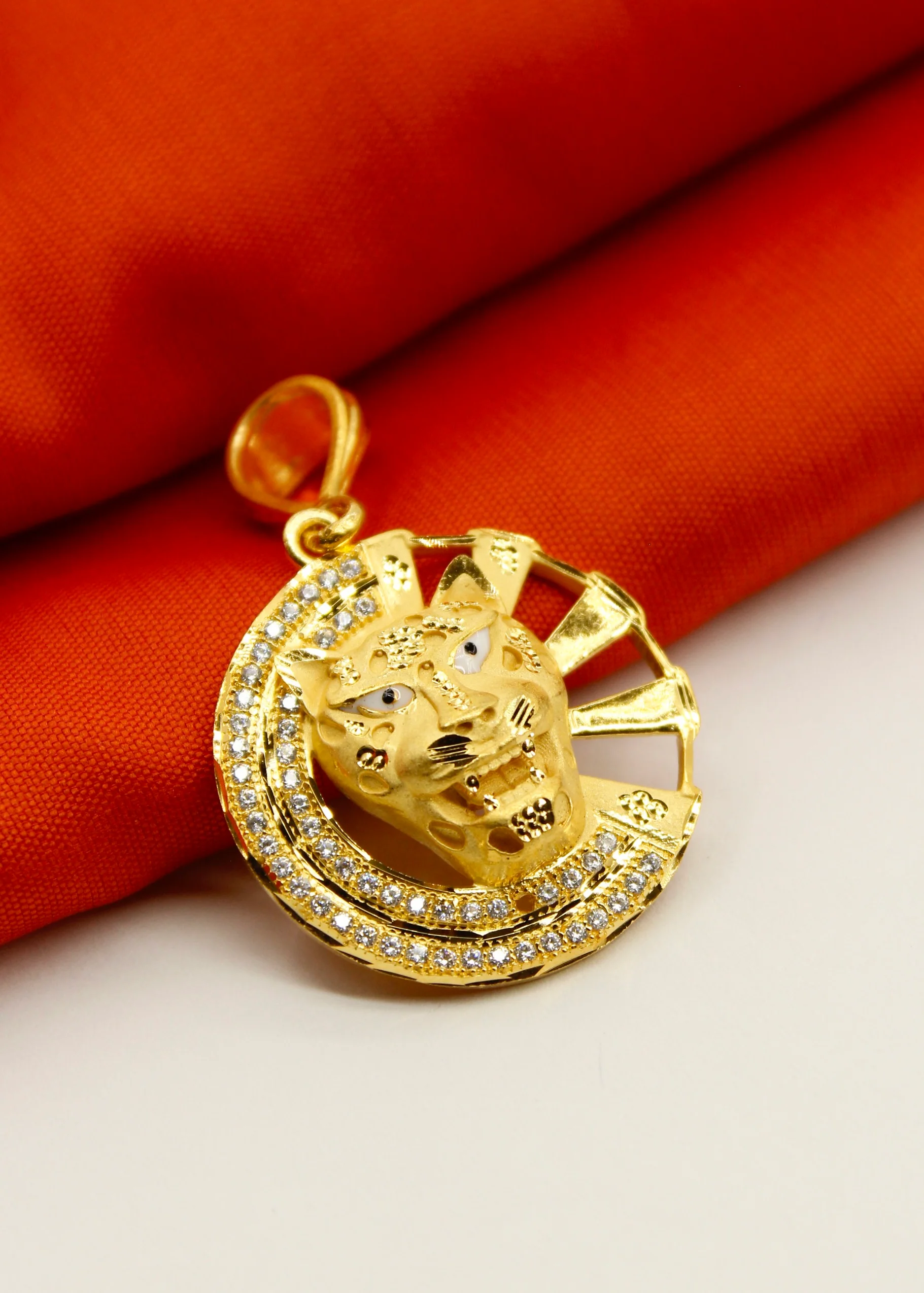 ELEGANT GOLD PLATED PENDANT - Image 2