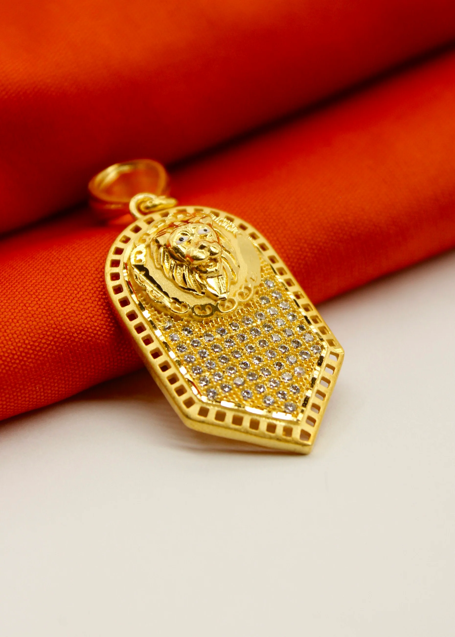 LION DESIGNER STYLISH PENDANT - Image 2