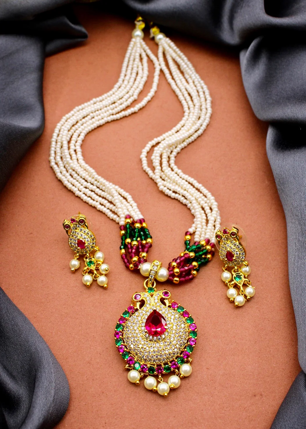 PEACOCK DESIGNER NECKLACE - Image 2