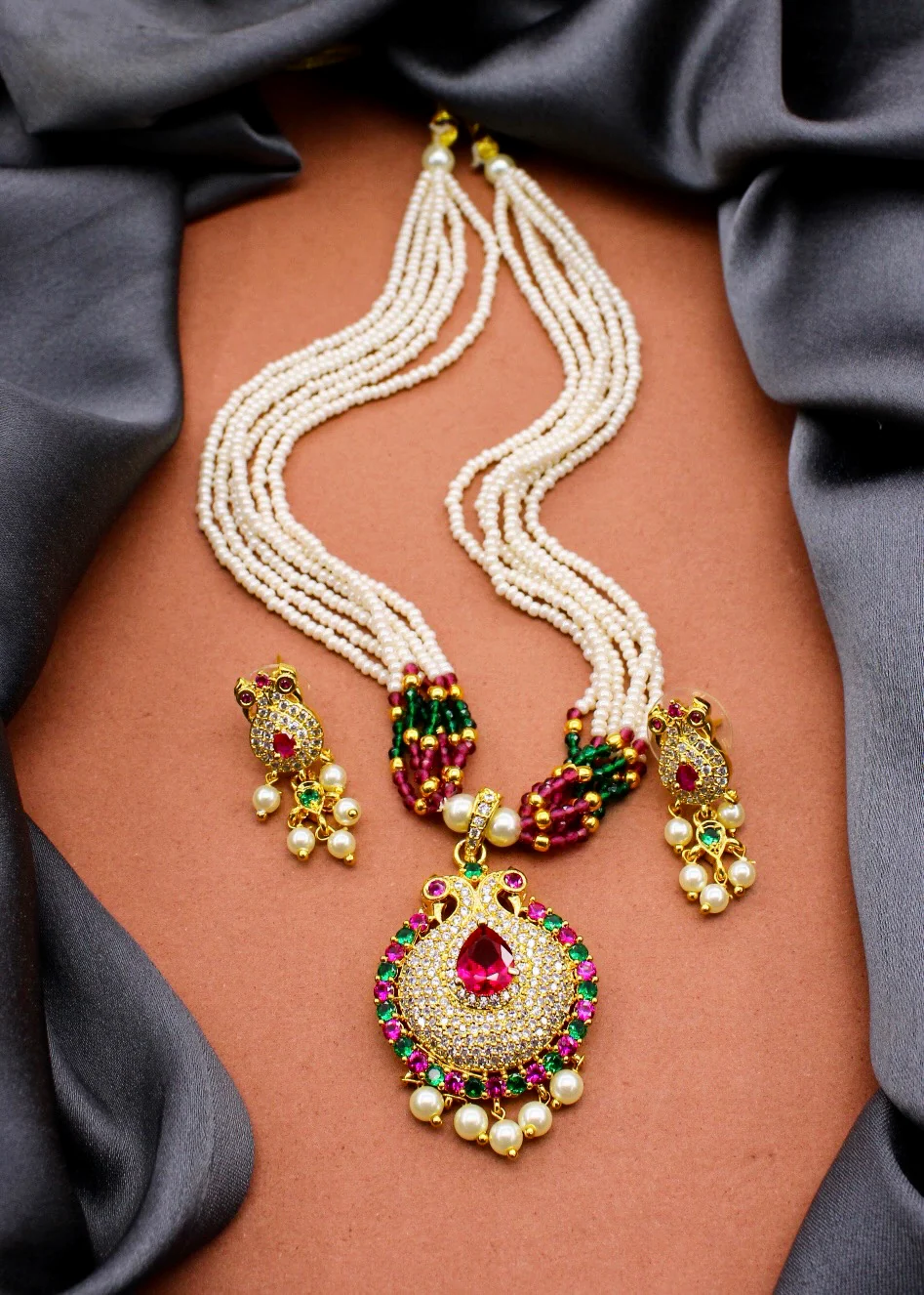PEACOCK DESIGNER NECKLACE - Image 3