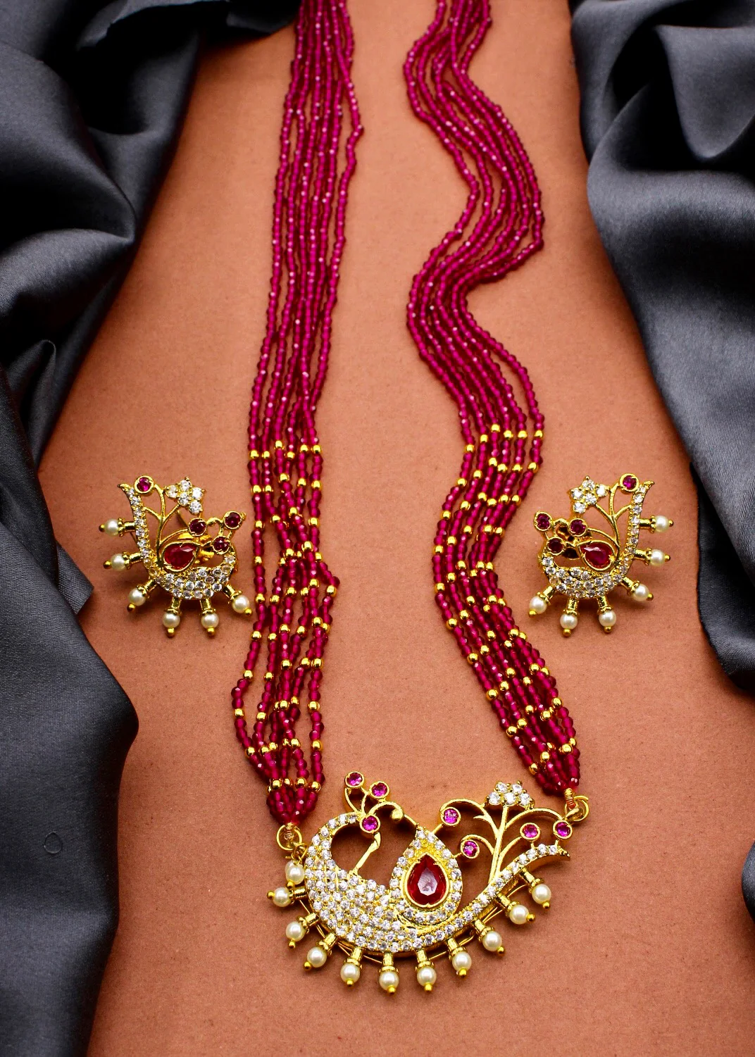 CLASSIC MOTI NECKLACE - Image 5