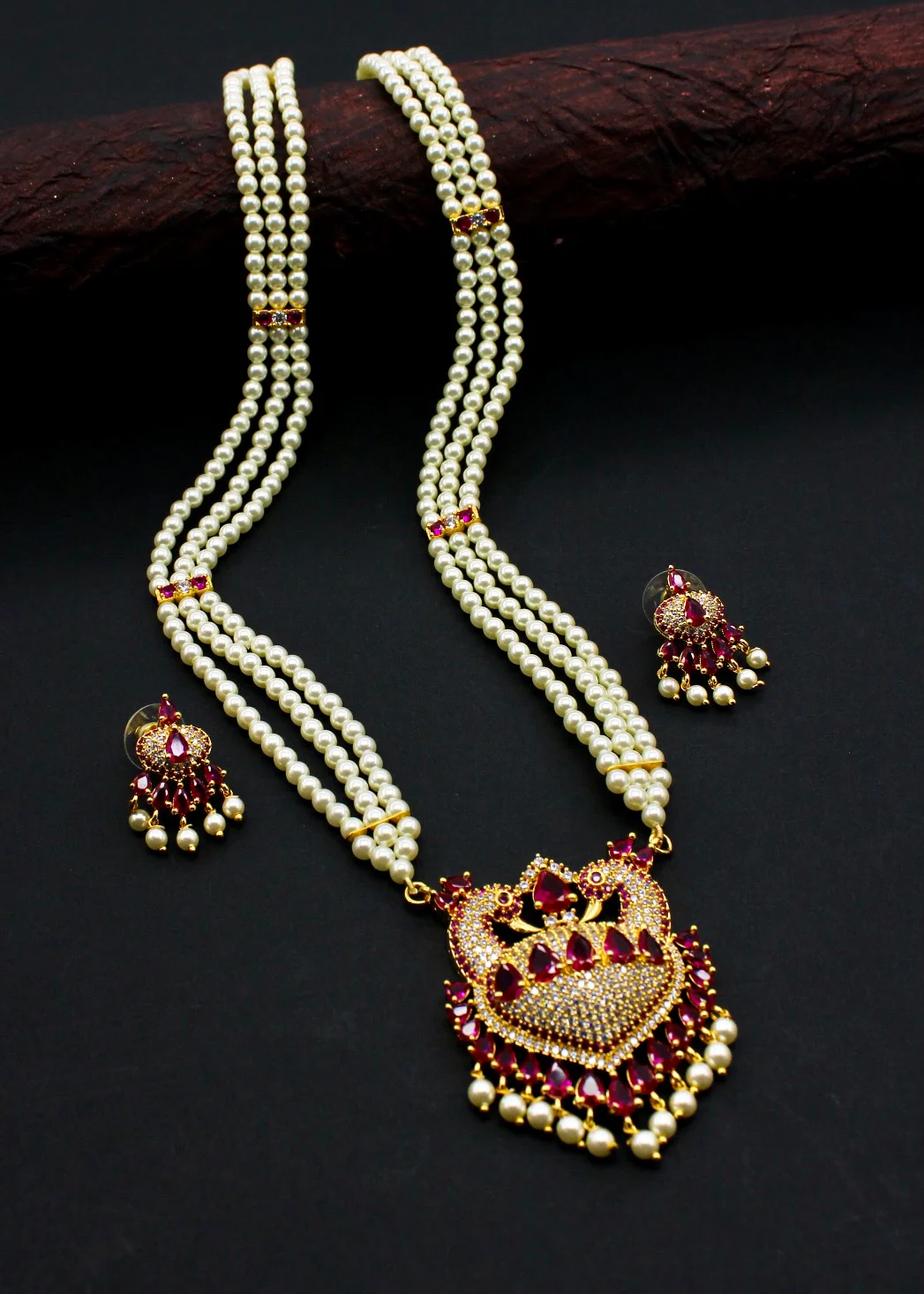 GLOSSY MOTI NECKLACE - Image 3