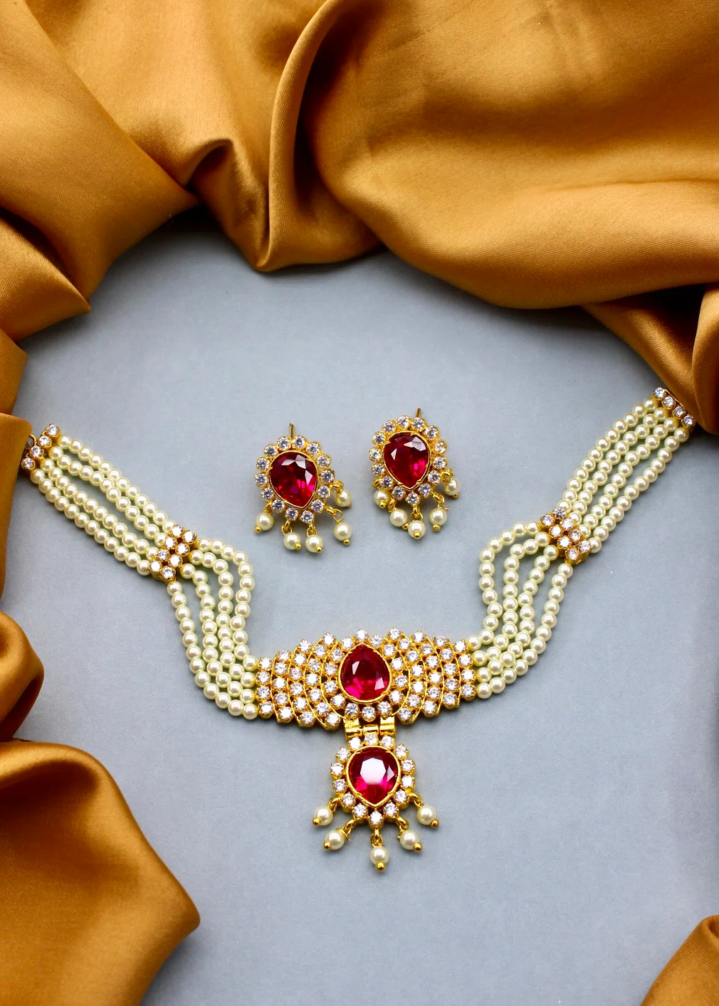 STRIKING MOTI NECKLACE - Image 2