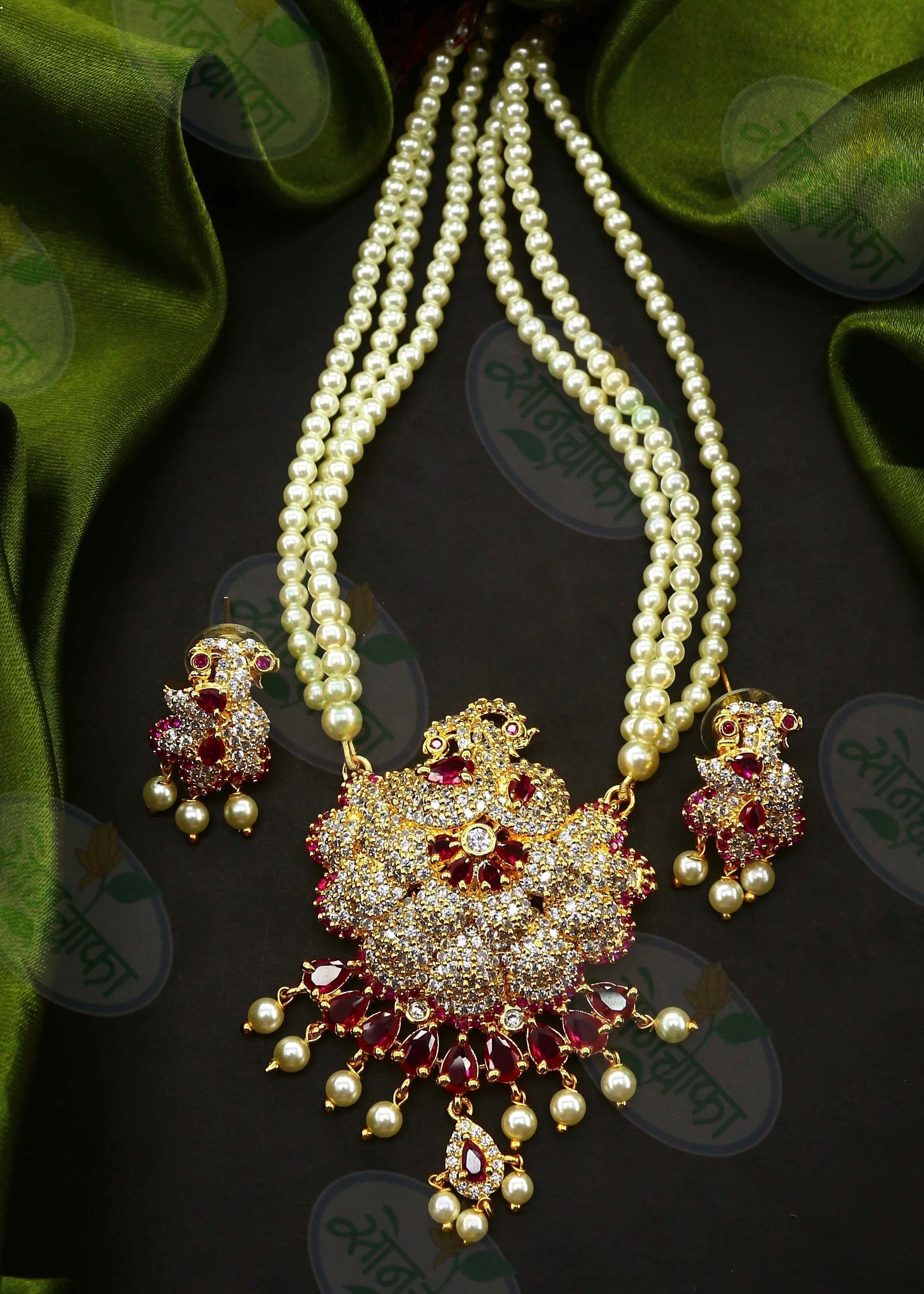 GORGEOUS DESIGNER MOTI NECKLACE - Image 2