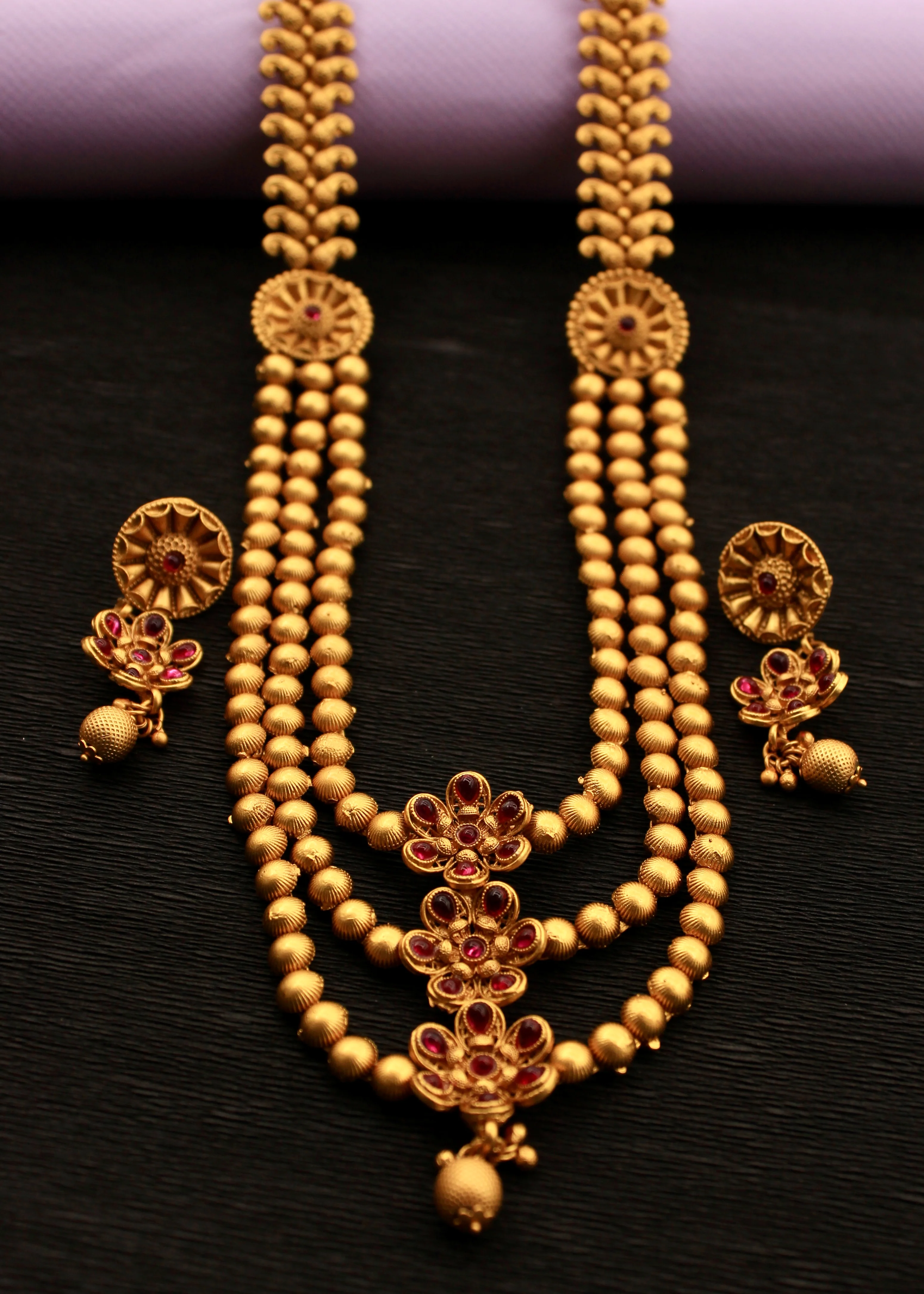 PRETTY FLOWERET PESHWAI NECKLACE - Image 4