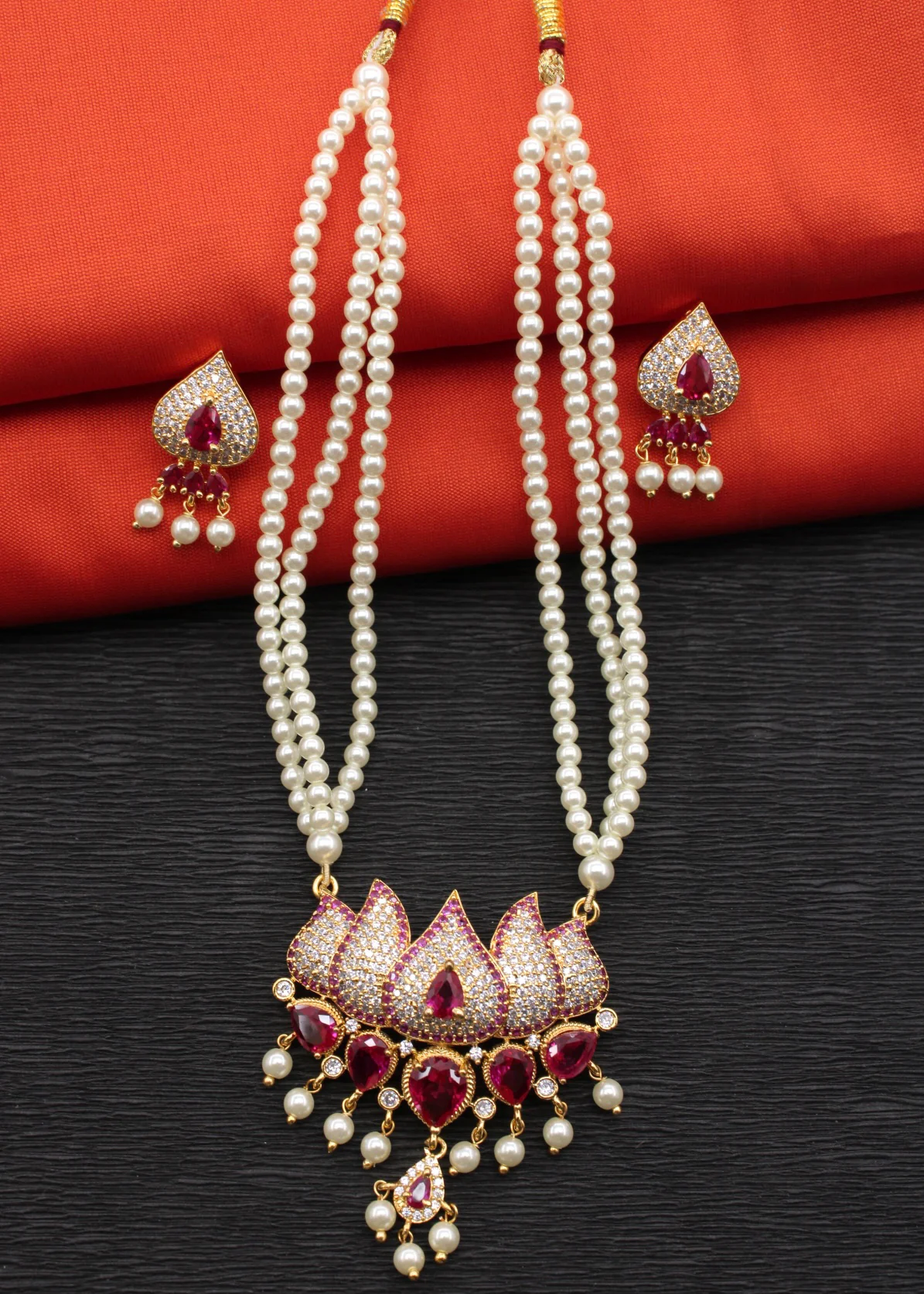 LOTUS DESIGNER MOTI NECKLACE - Image 5