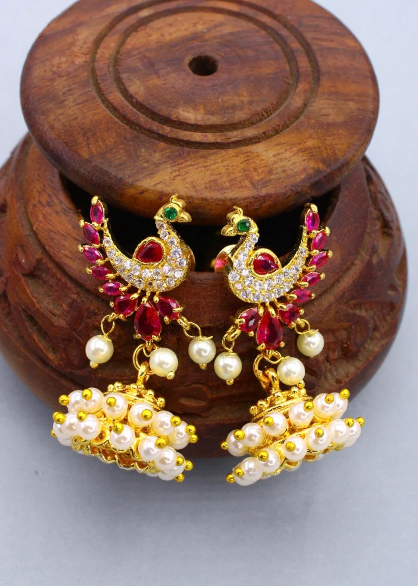 PUNERI MOTI TOPS