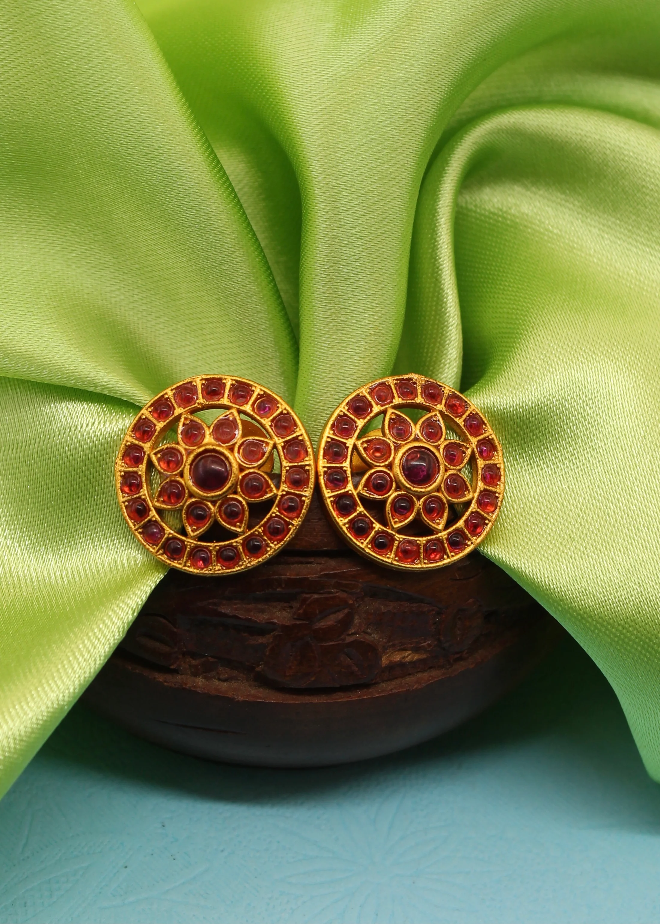 ROUND DESIGNER EAR-TOPS - Image 3