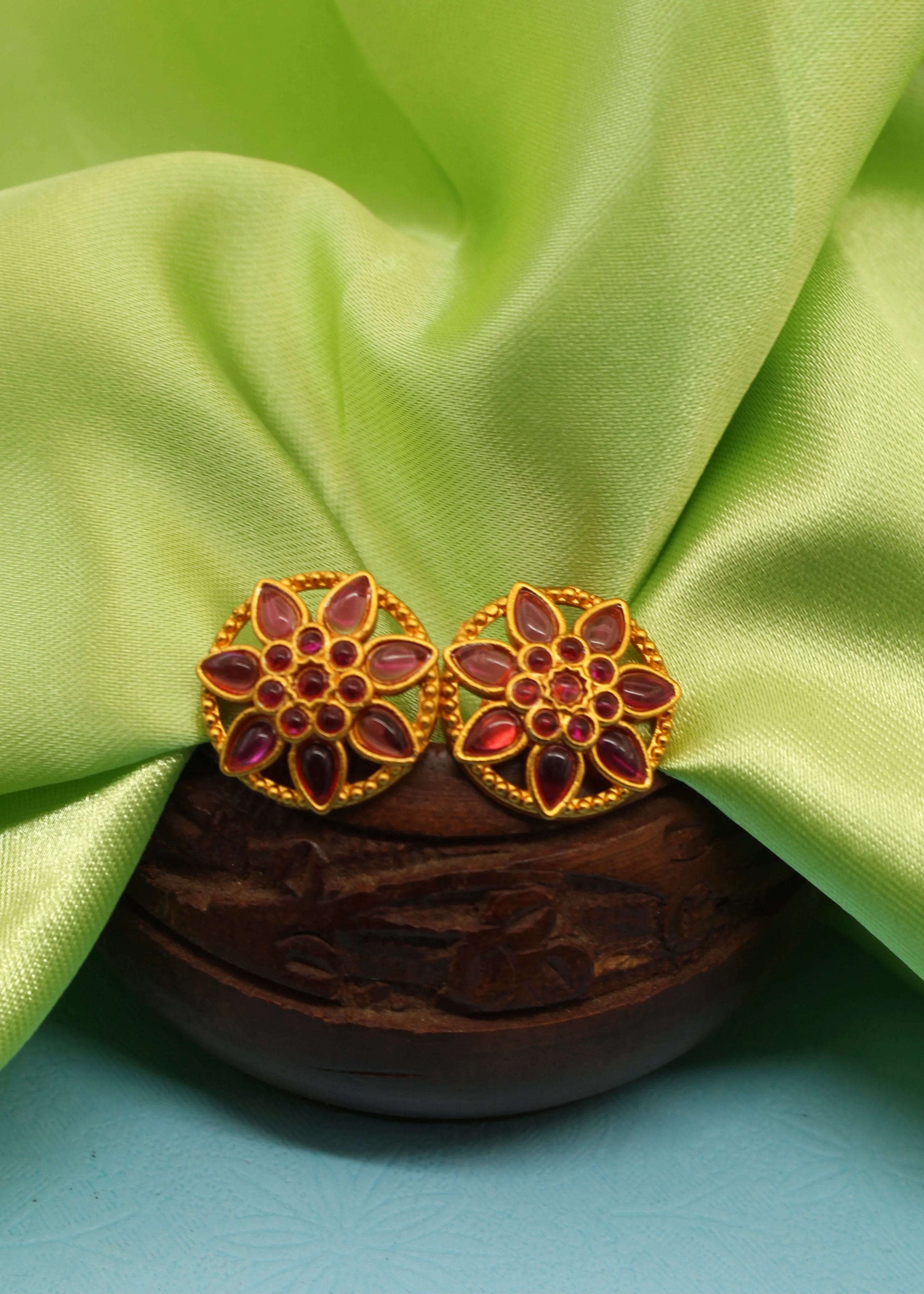 LEAF DESIGNER EAR-STUDS - Image 4