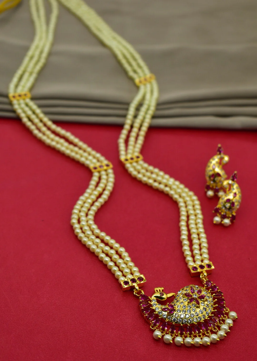 TRENDY PEACOCK NECKLACE - Image 3