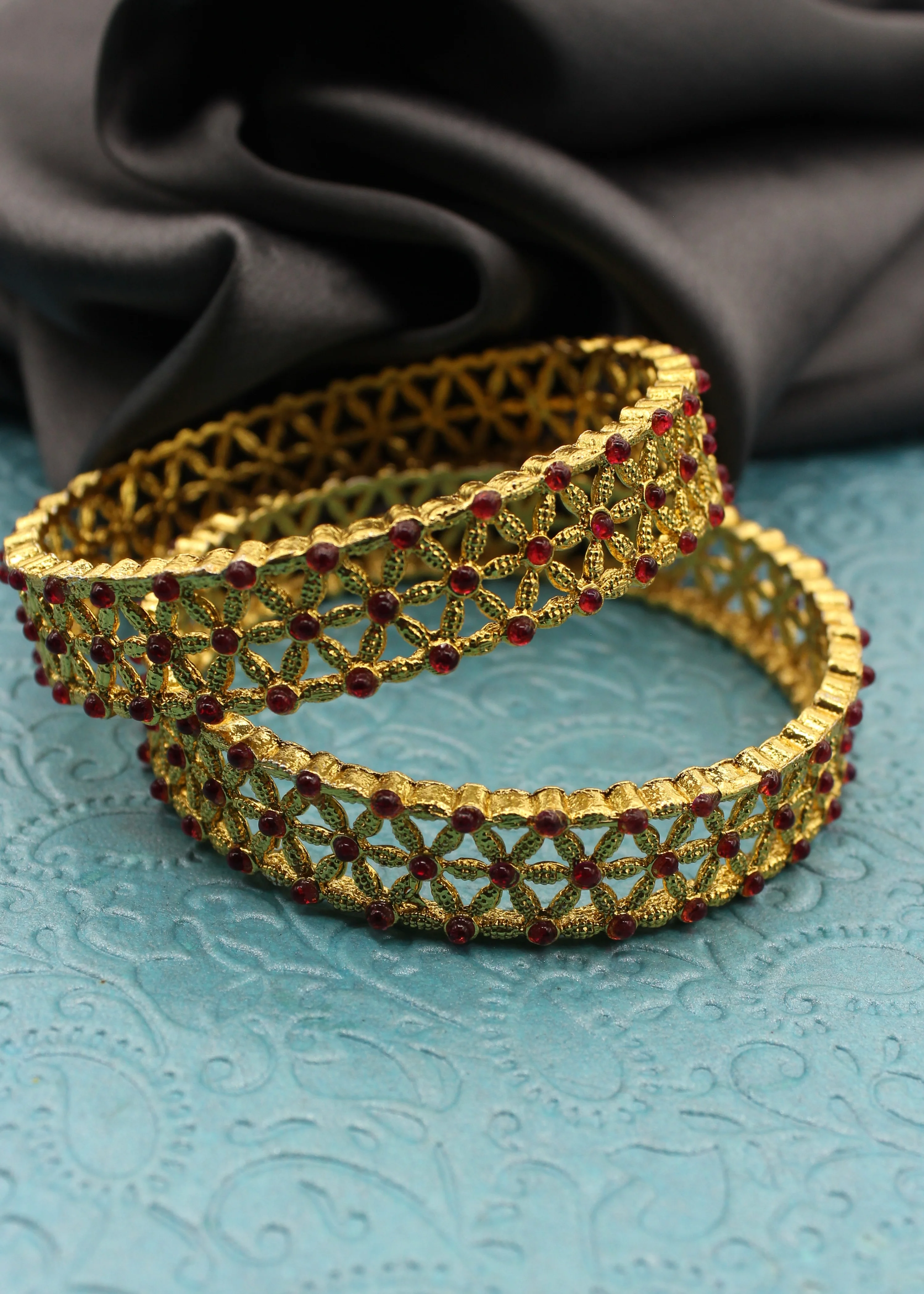 STYLISH RED FLORET BANGLES - Image 2