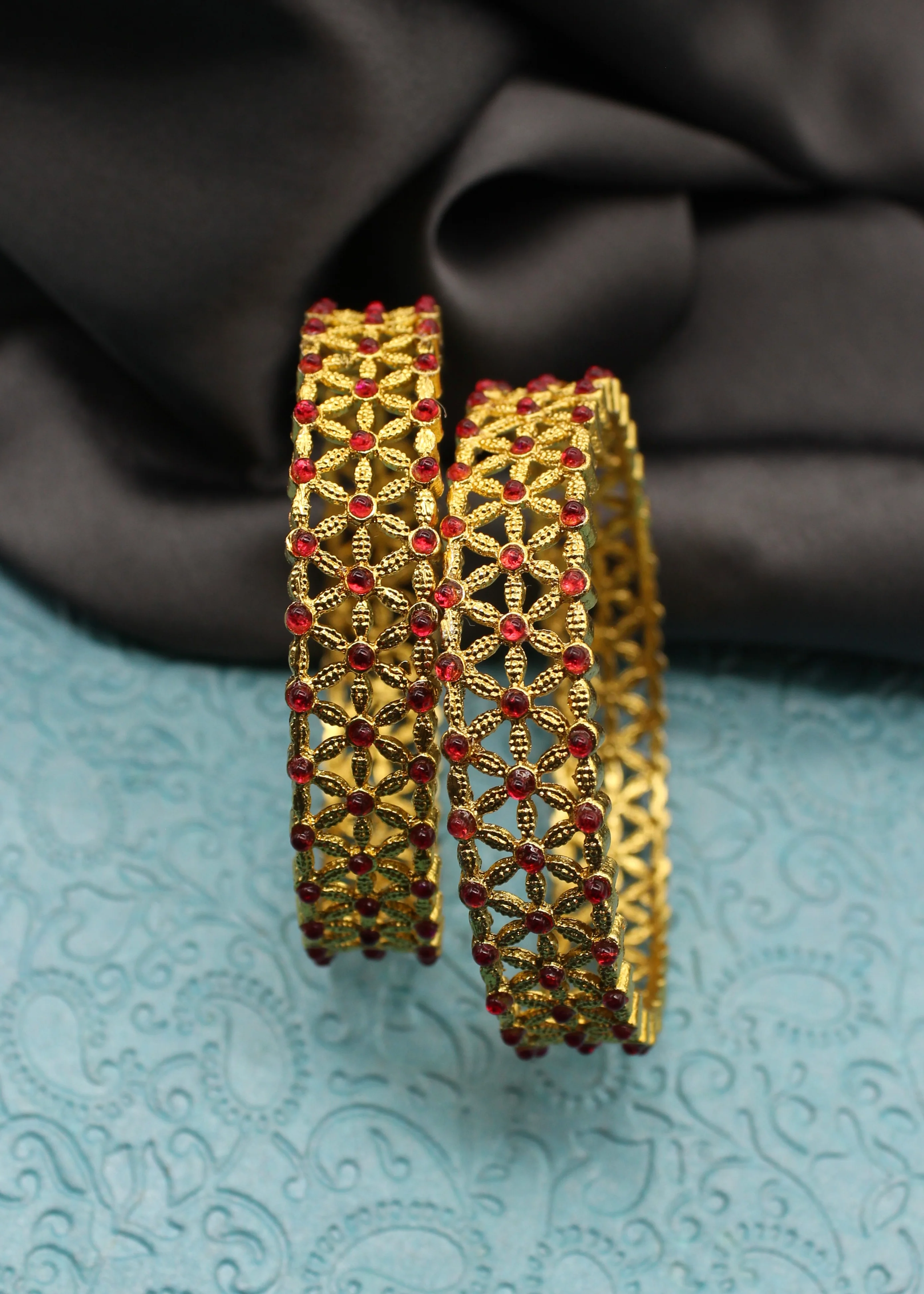 STYLISH RED FLORET BANGLES - Image 3