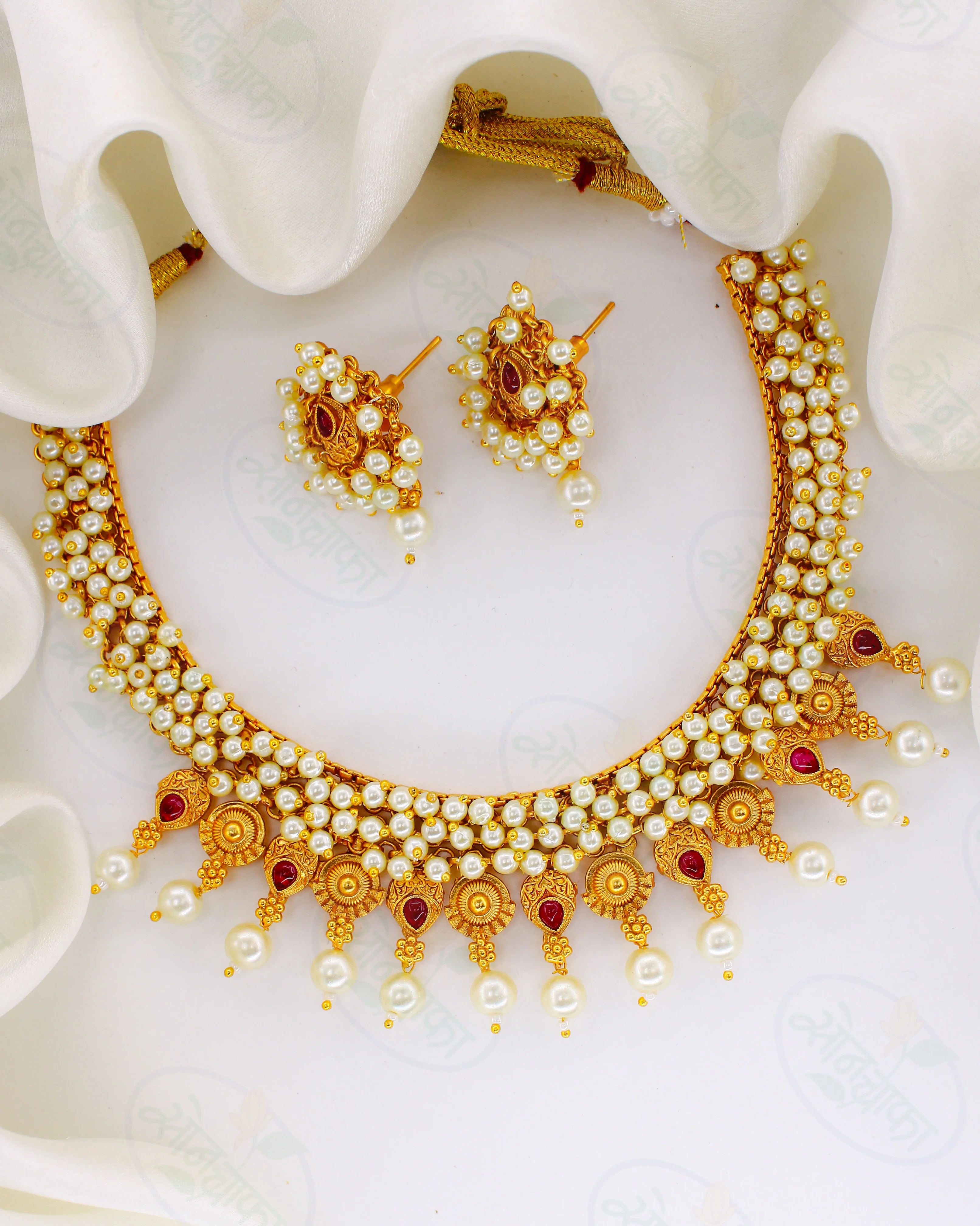 ENCHANTED ALLURE PEARL NECKLACE - Image 5