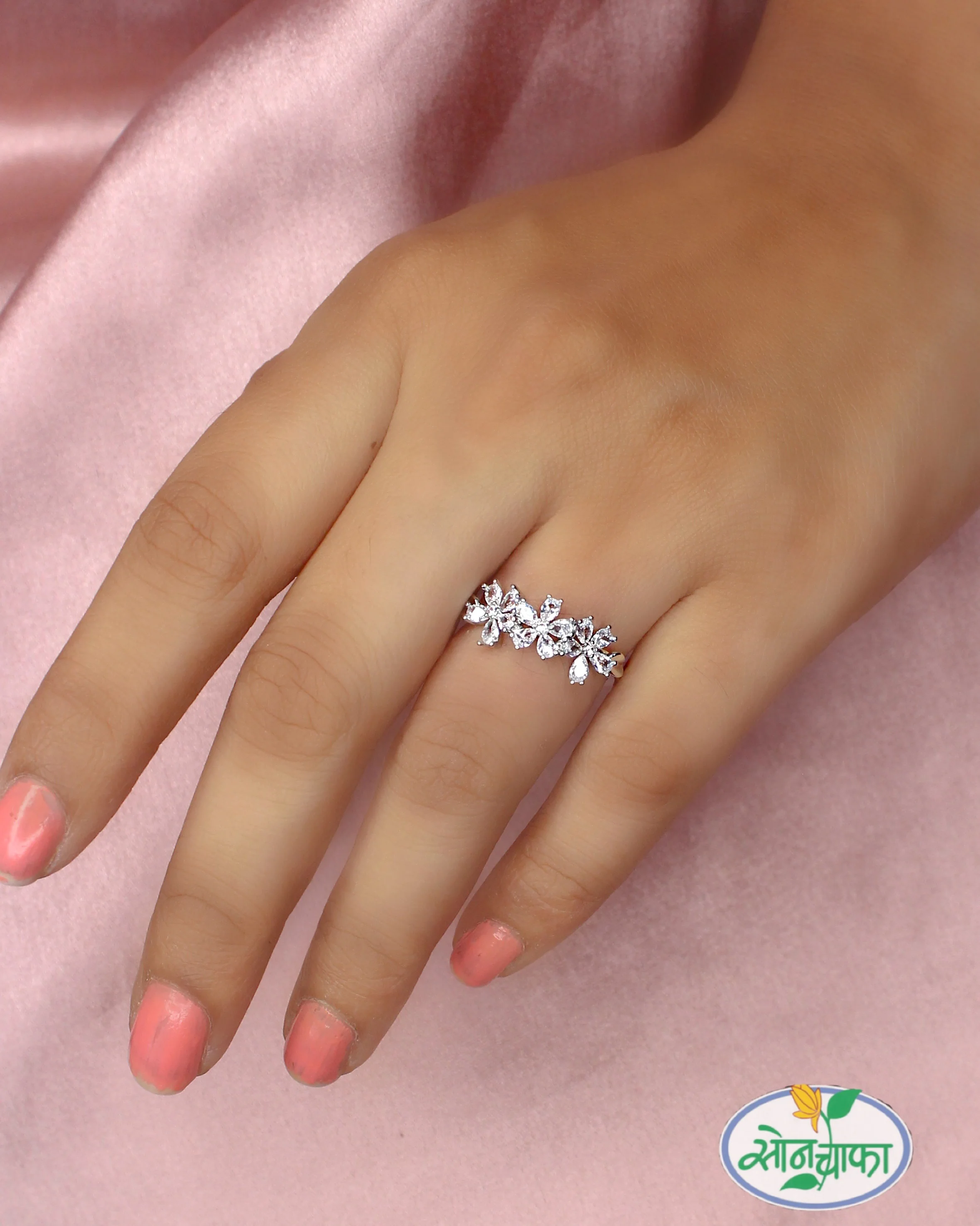 DELIGHT DIAMOND RING - Image 2