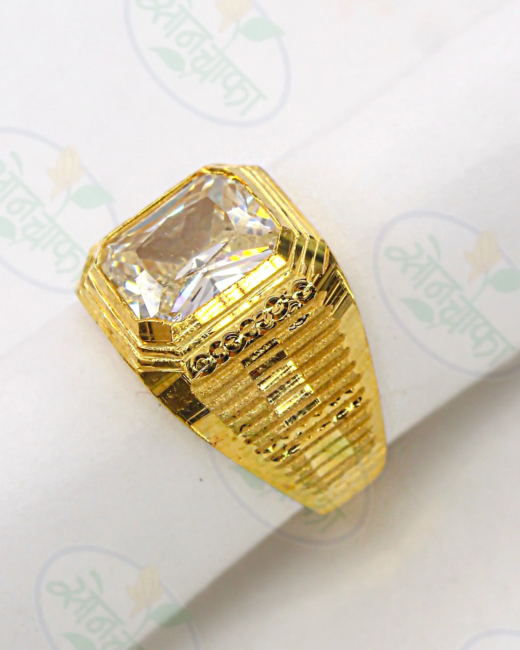 STONE DESIGN RING