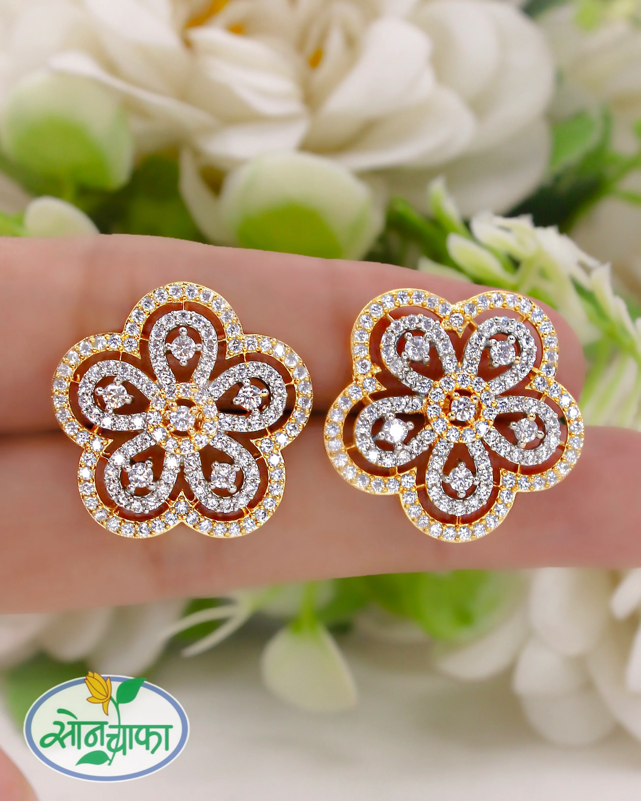 EXCLUSIVE FLORAL DESIGNER EARRINGS