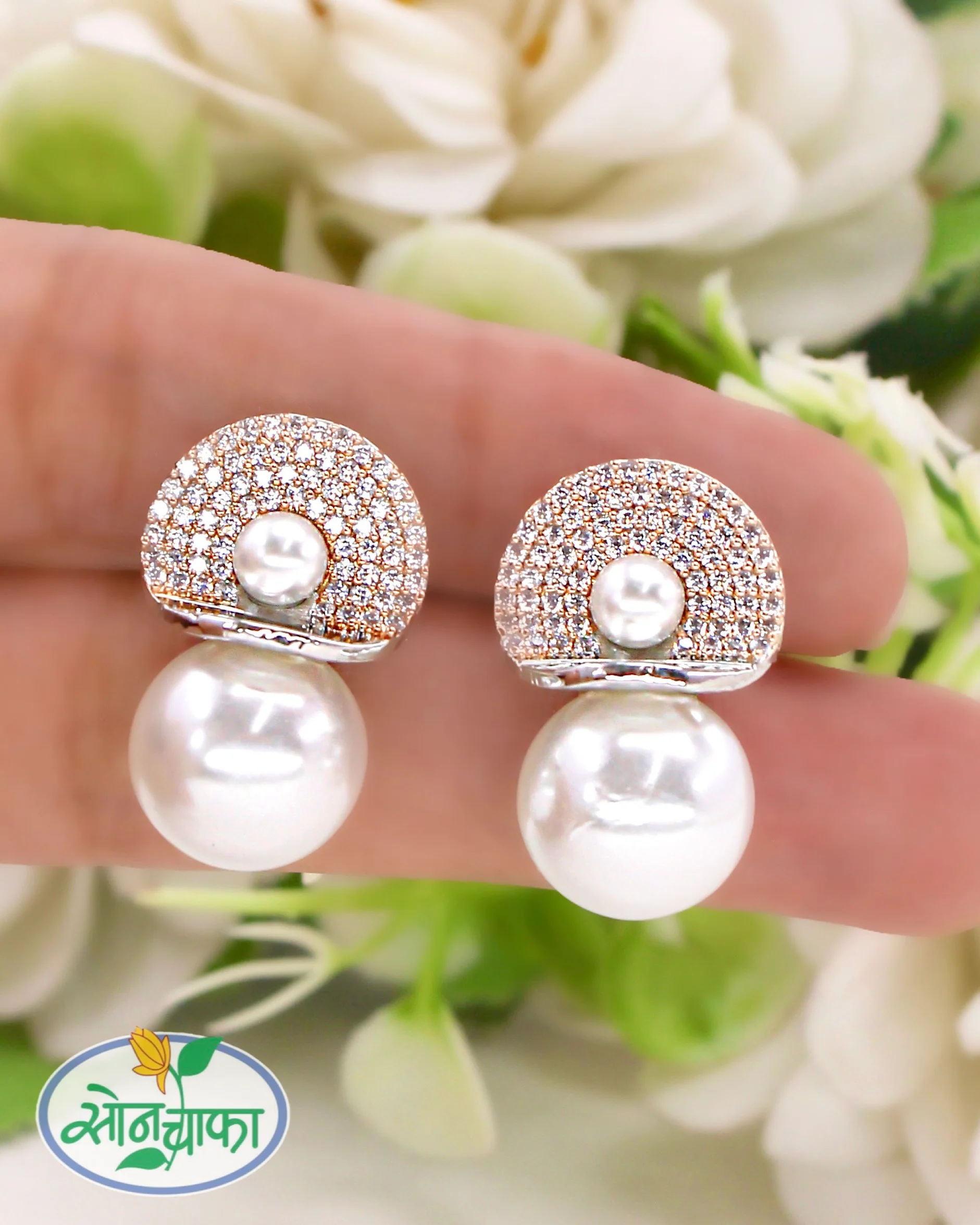 FLORAL PEARL STUDS EARRINGS