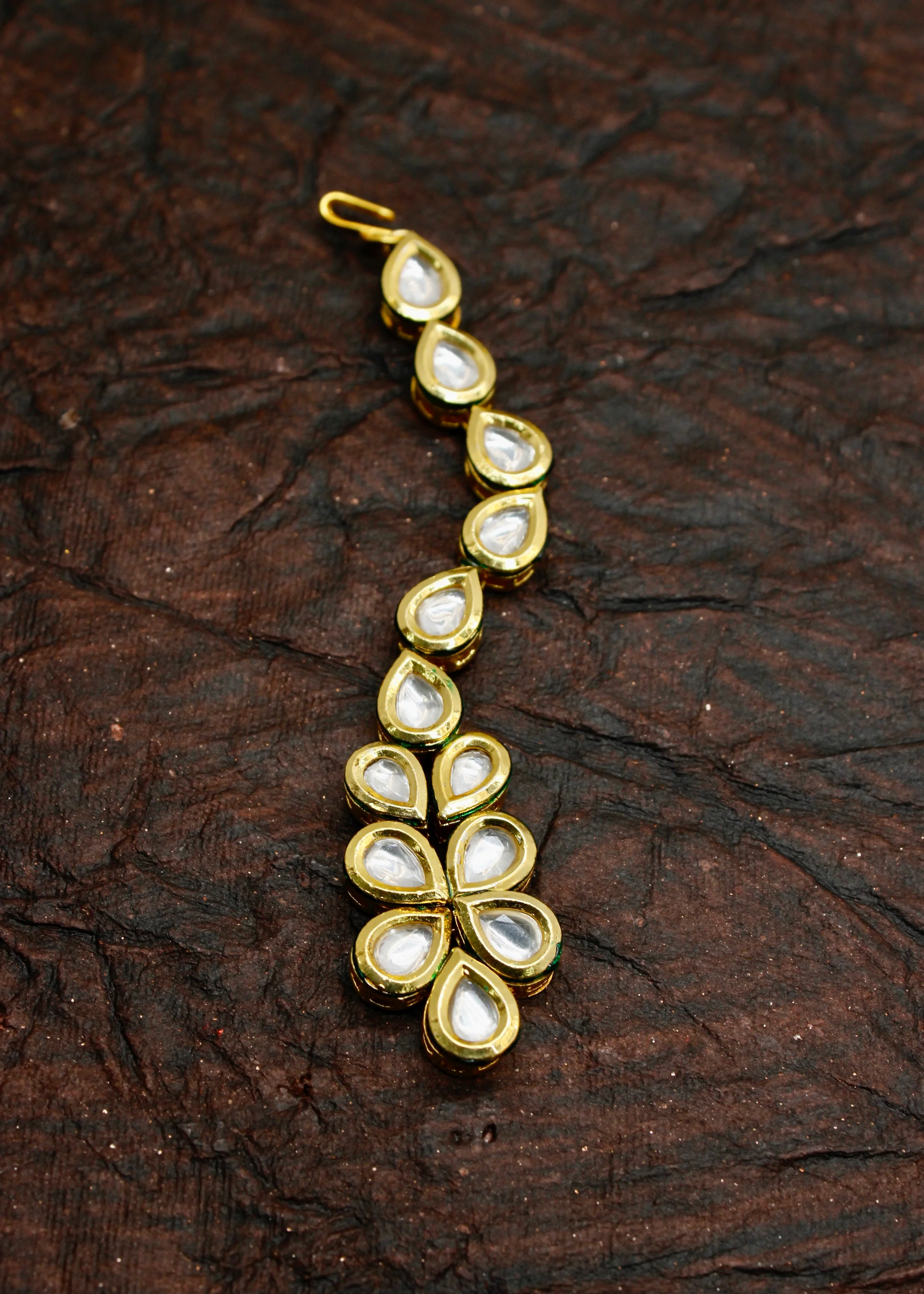 GRACEFUL KUNDAN BINDI - Image 4