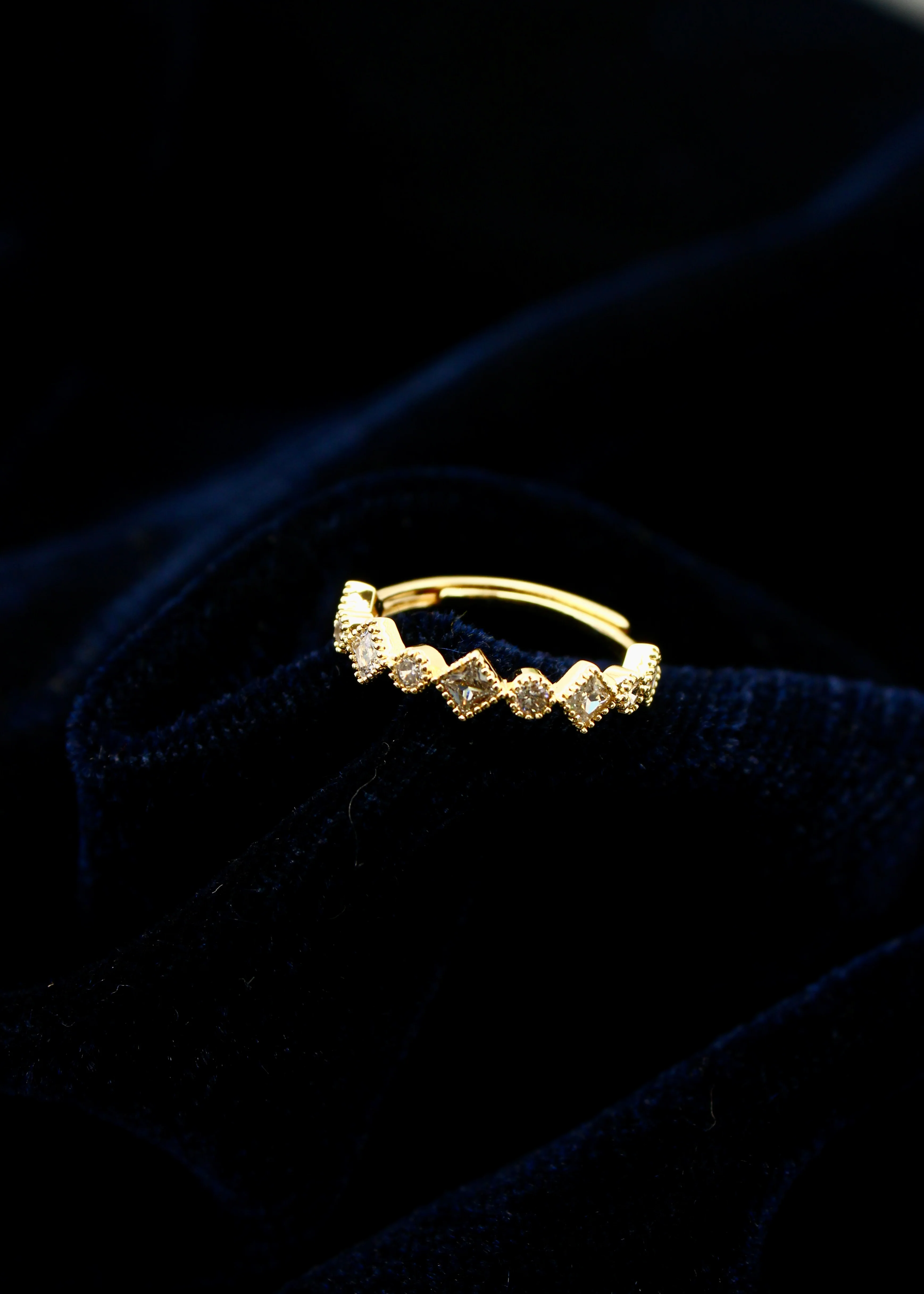 APPEALING FINGER RING - Image 5