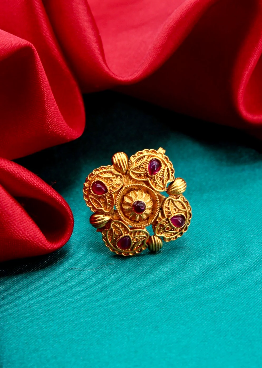 ENTICING MATTE FINGER RING
