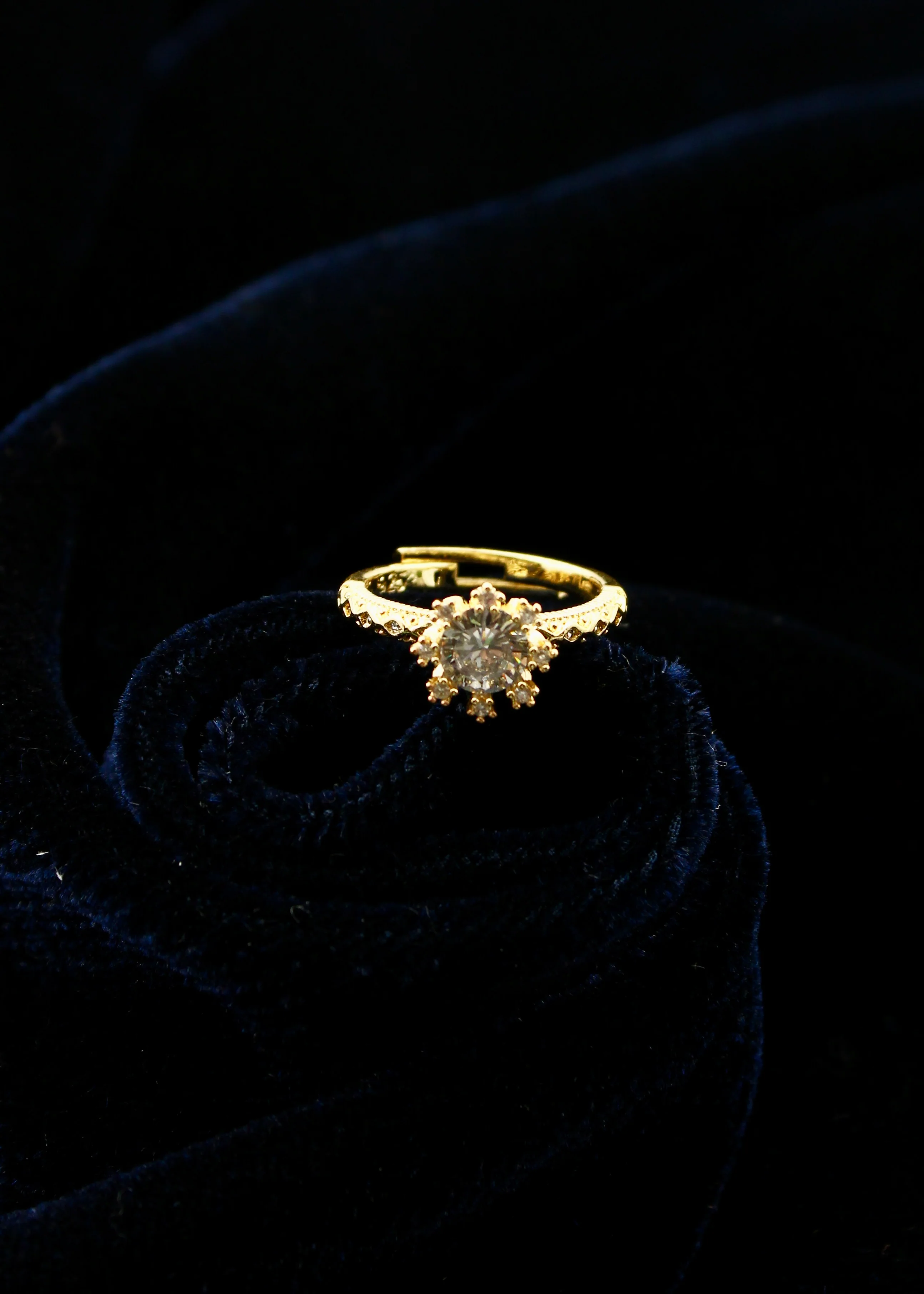 MODISH DIA FINGER RING - Image 7