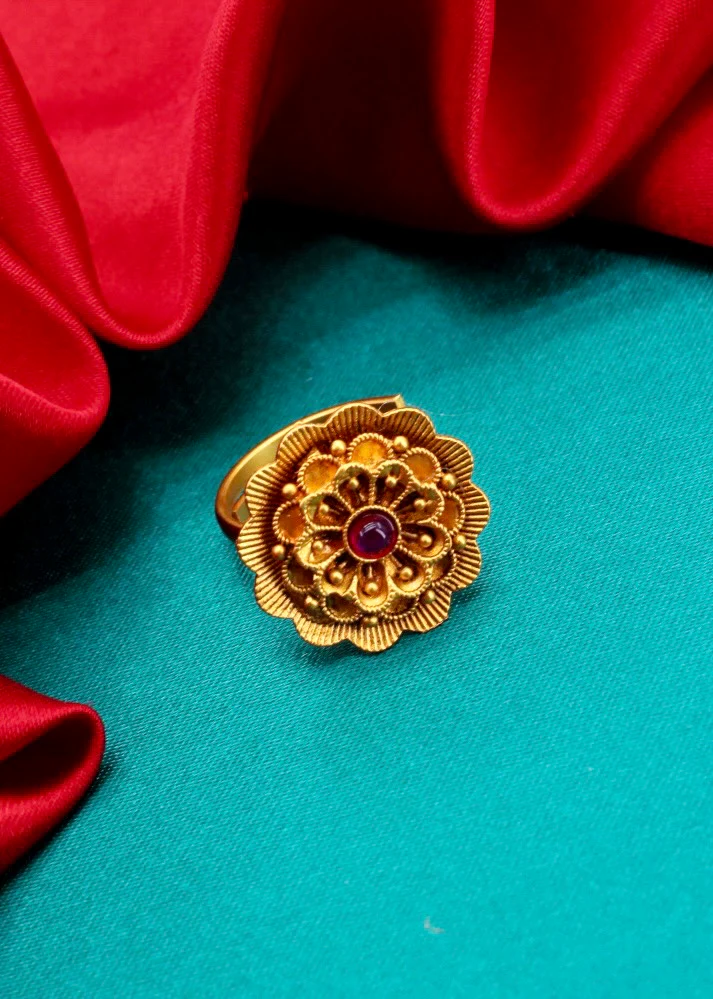 MATTE SLEEK FLORAL RING - Image 2