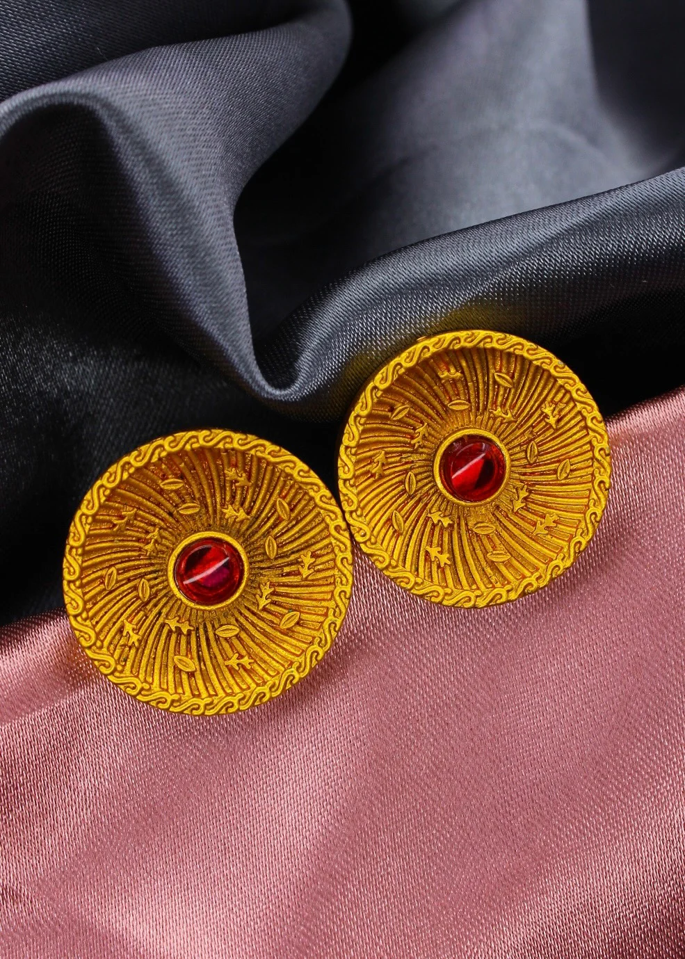 ETHNIC EAR-TOPS - Image 2