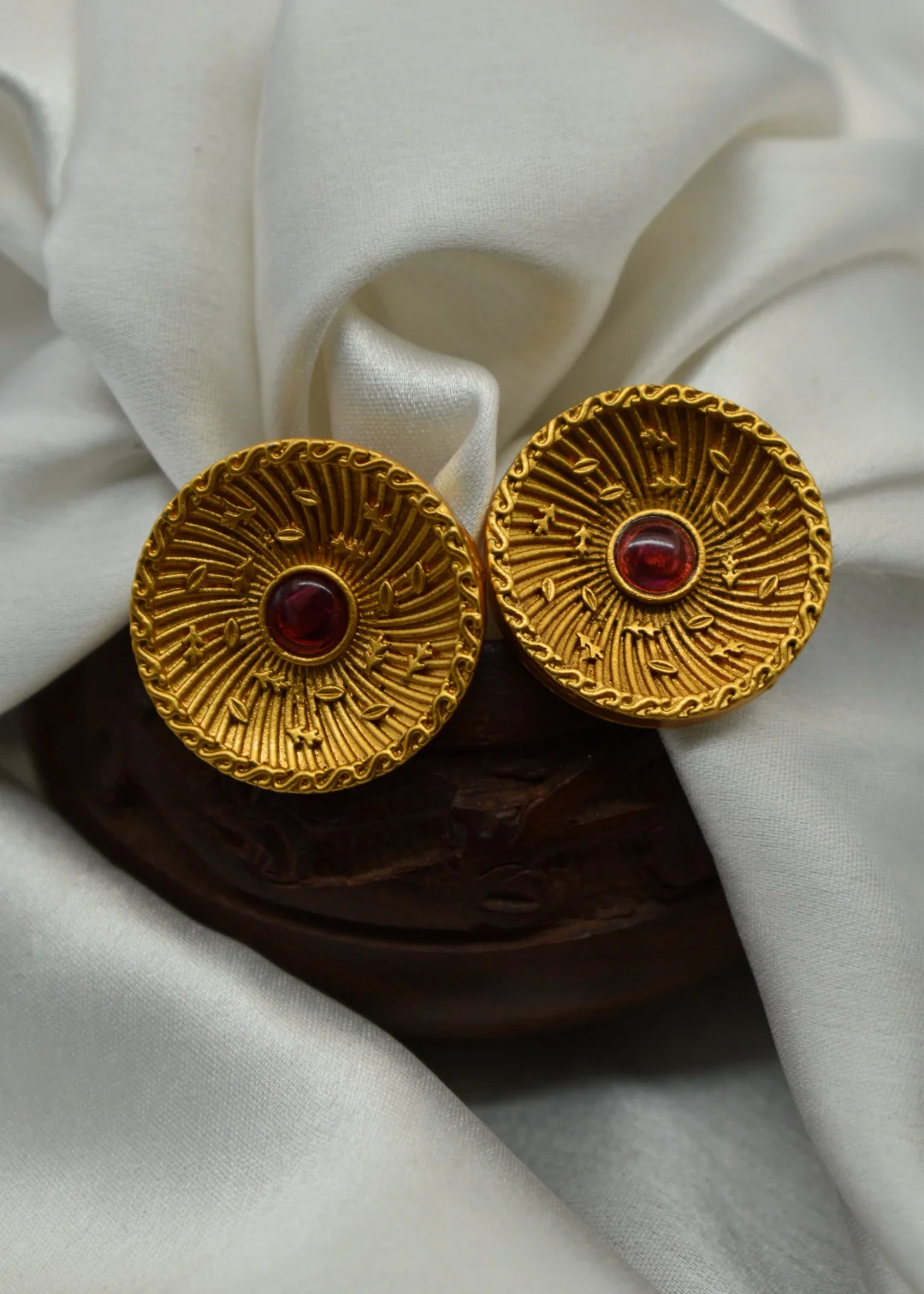 ETHNIC EAR-TOPS - Image 6
