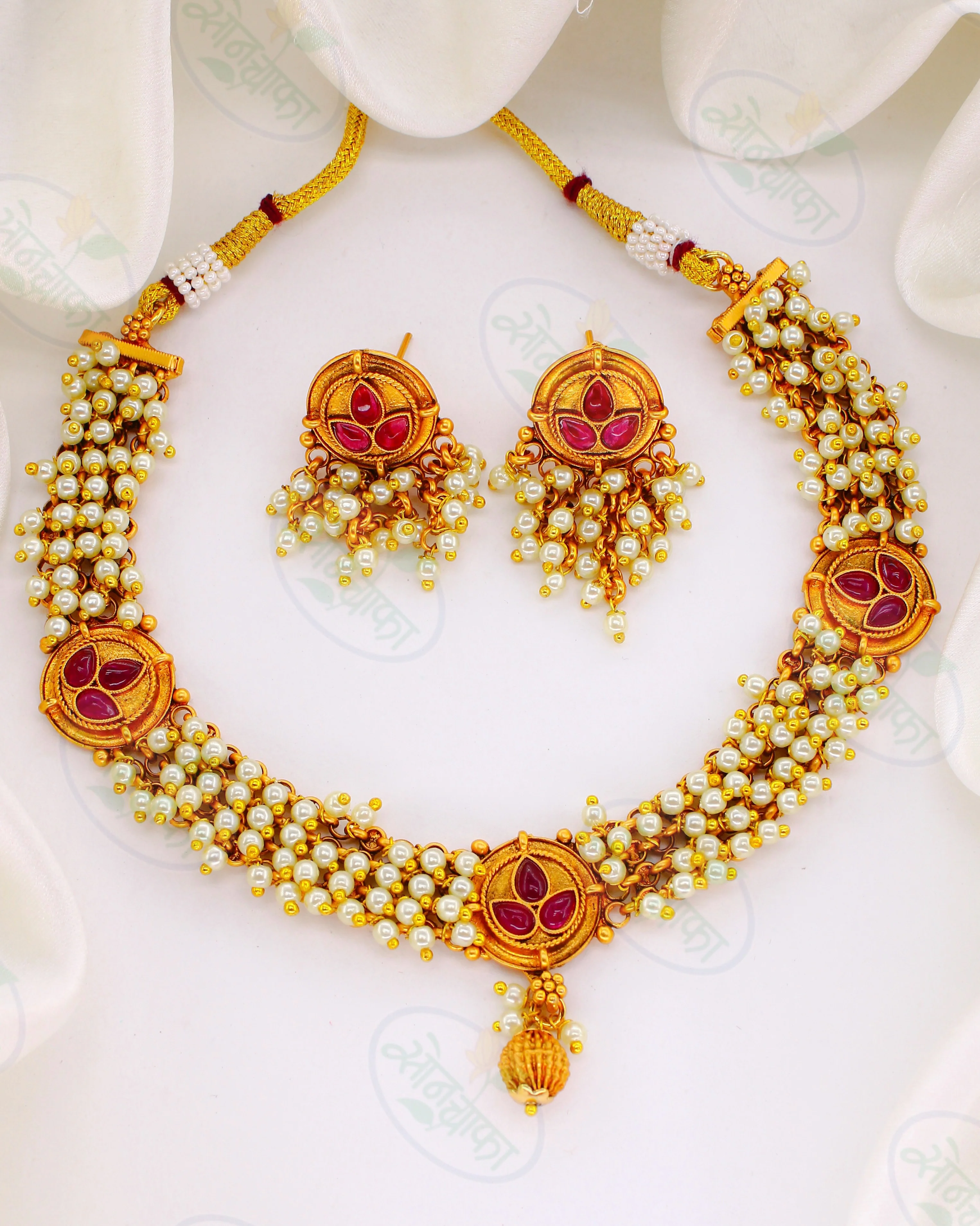 LEAF DESIGNER NECKLACE - Image 3
