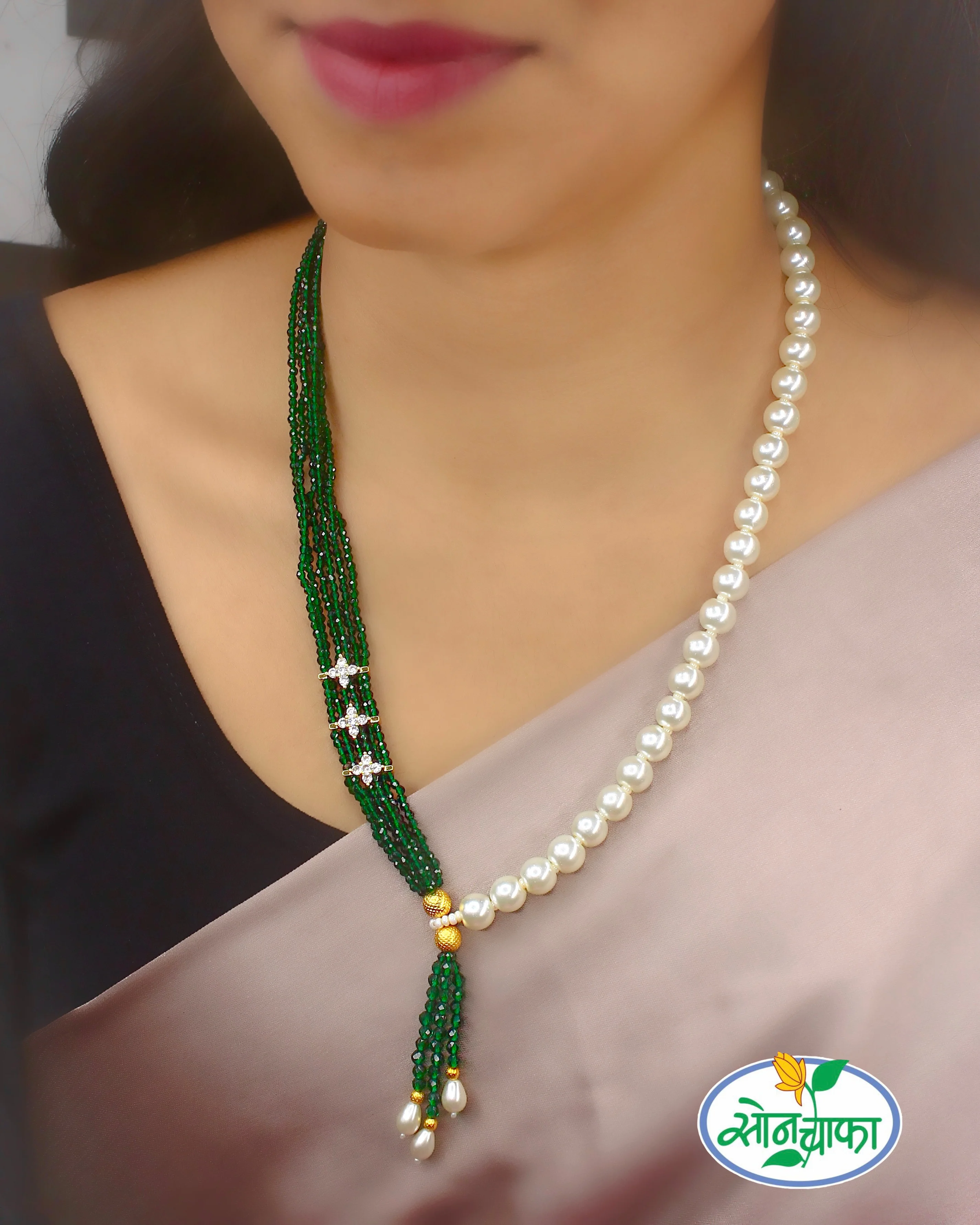 EXCLUSIVE DESIGNER PEARL NECKLACE - Image 4