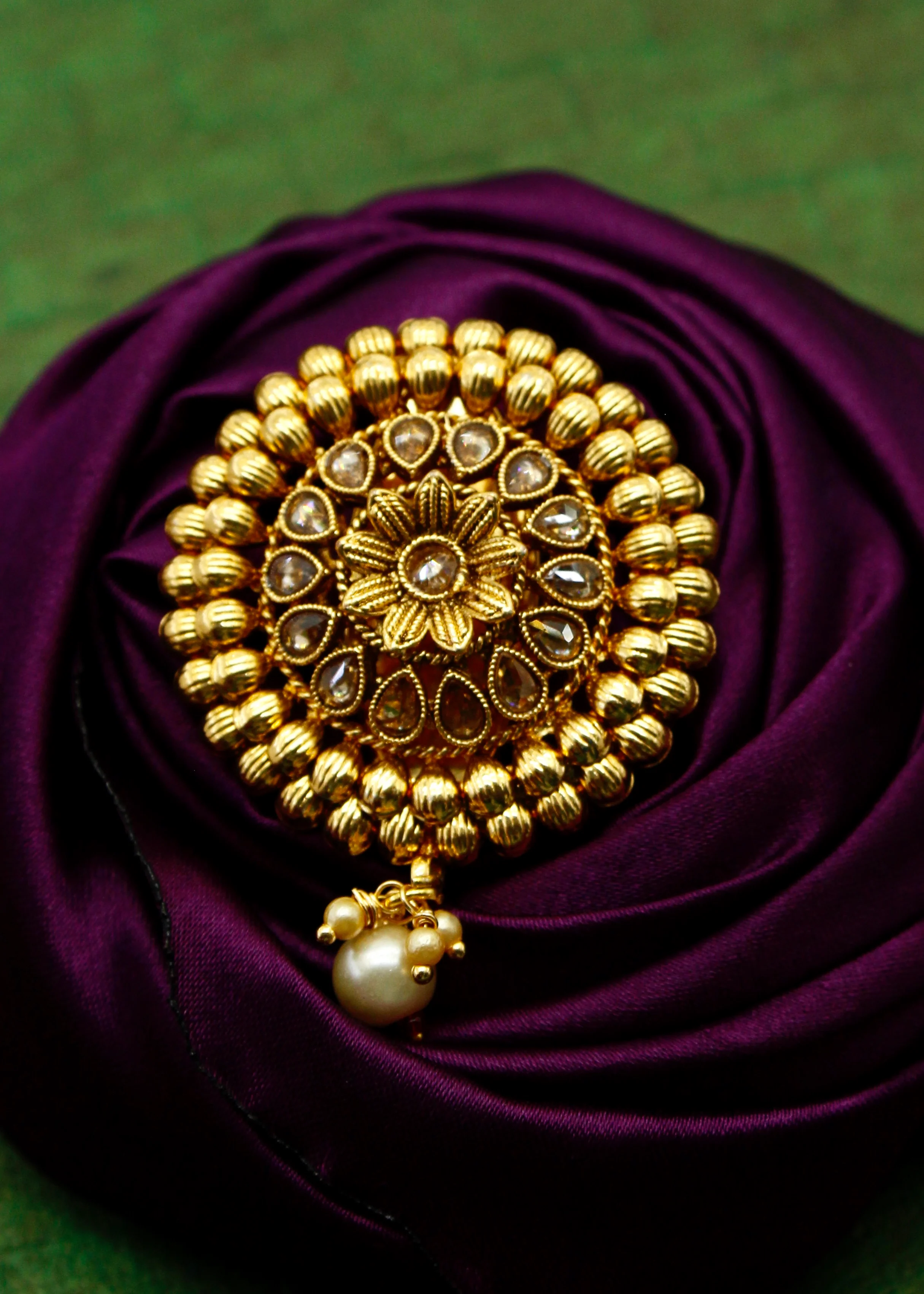 DELIGHT FLORAL SAREEPIN - Image 3