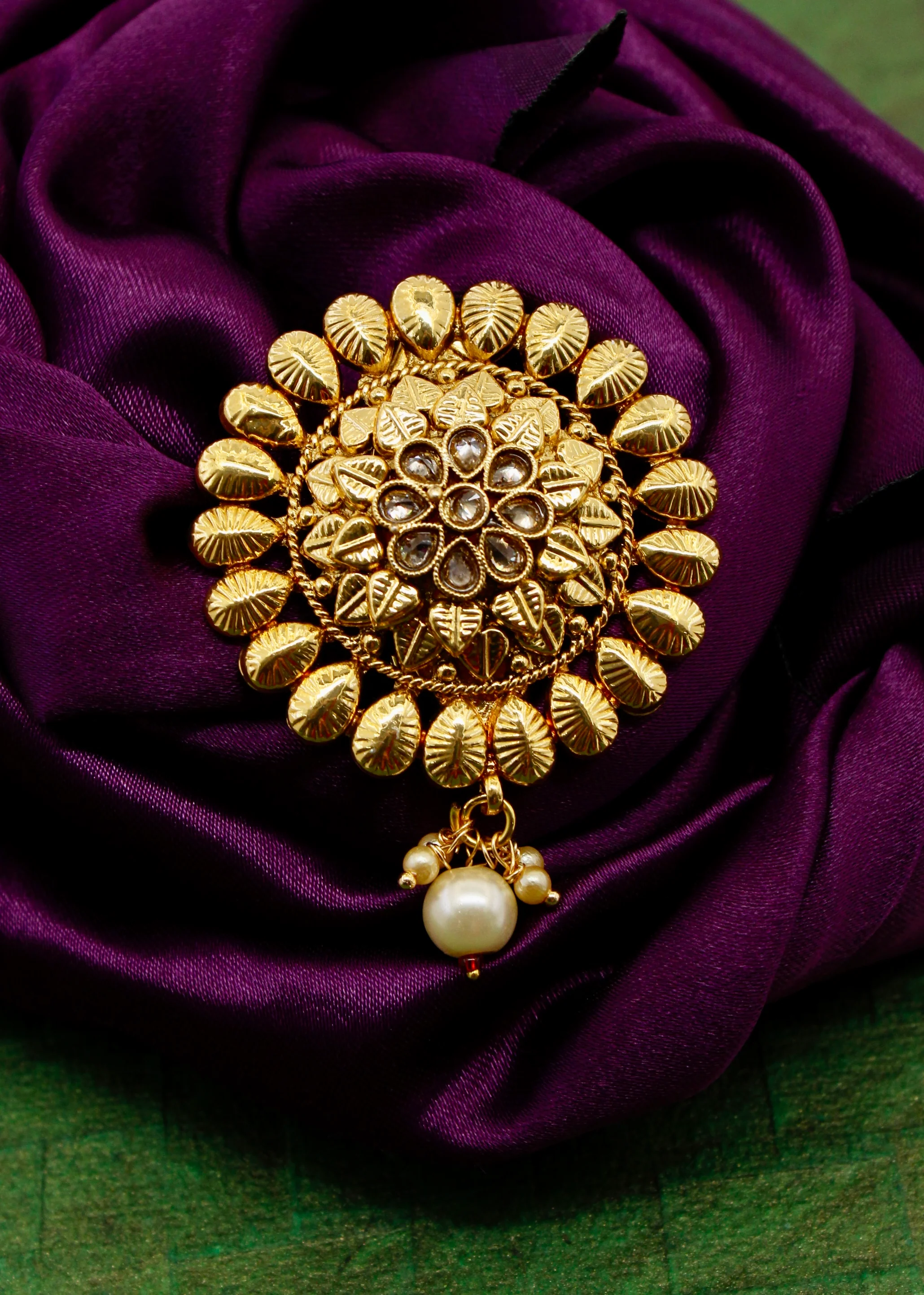 LEAFY FLORAL ANTIQUE SAREEPIN - Image 4