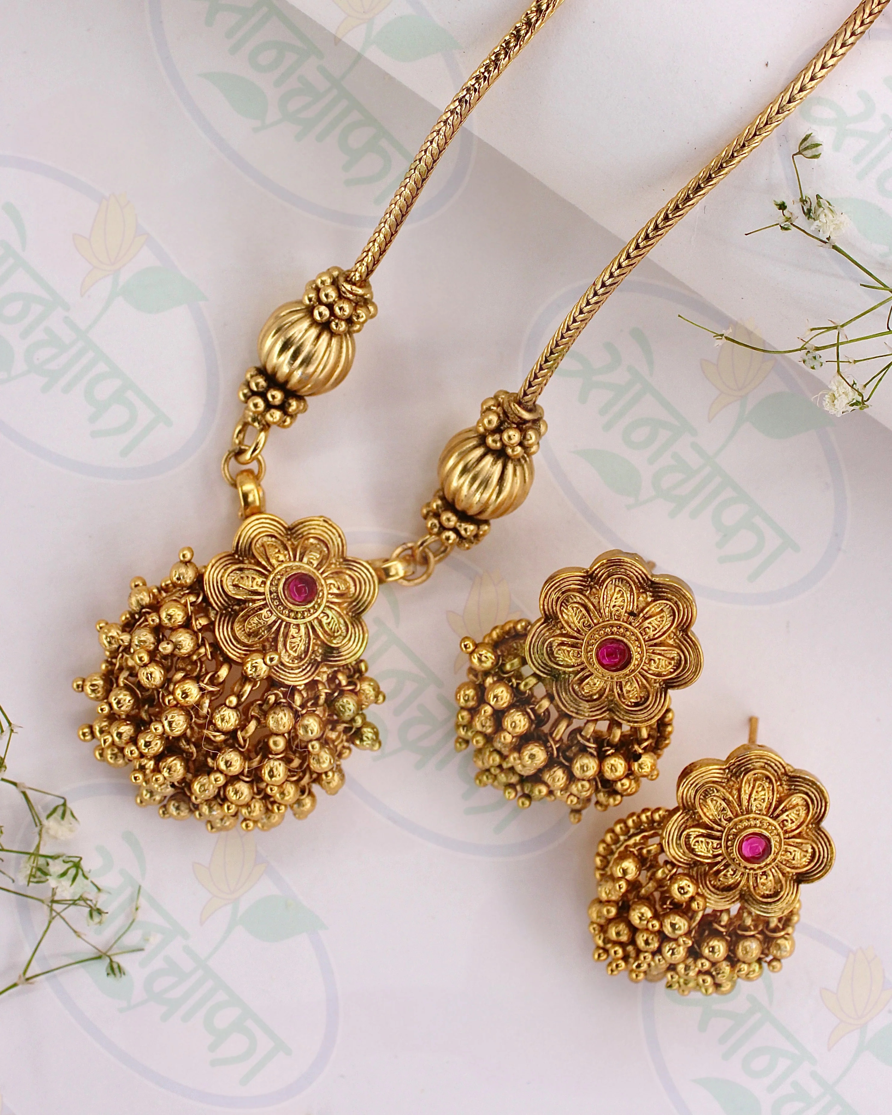 FLORAL DESIGNER NECKLACE SET