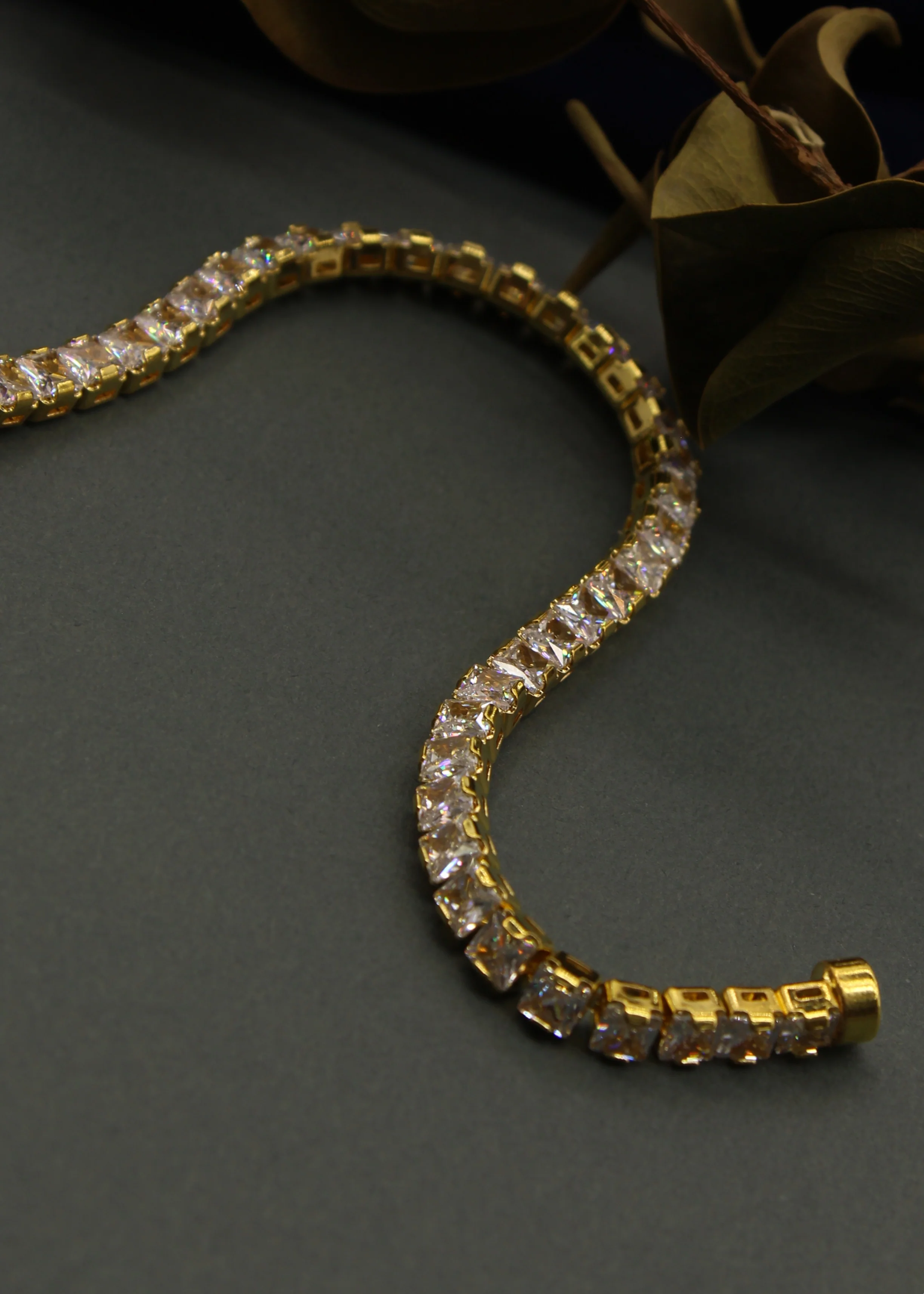 SQUARE DESIGNER BRACELET - Image 5