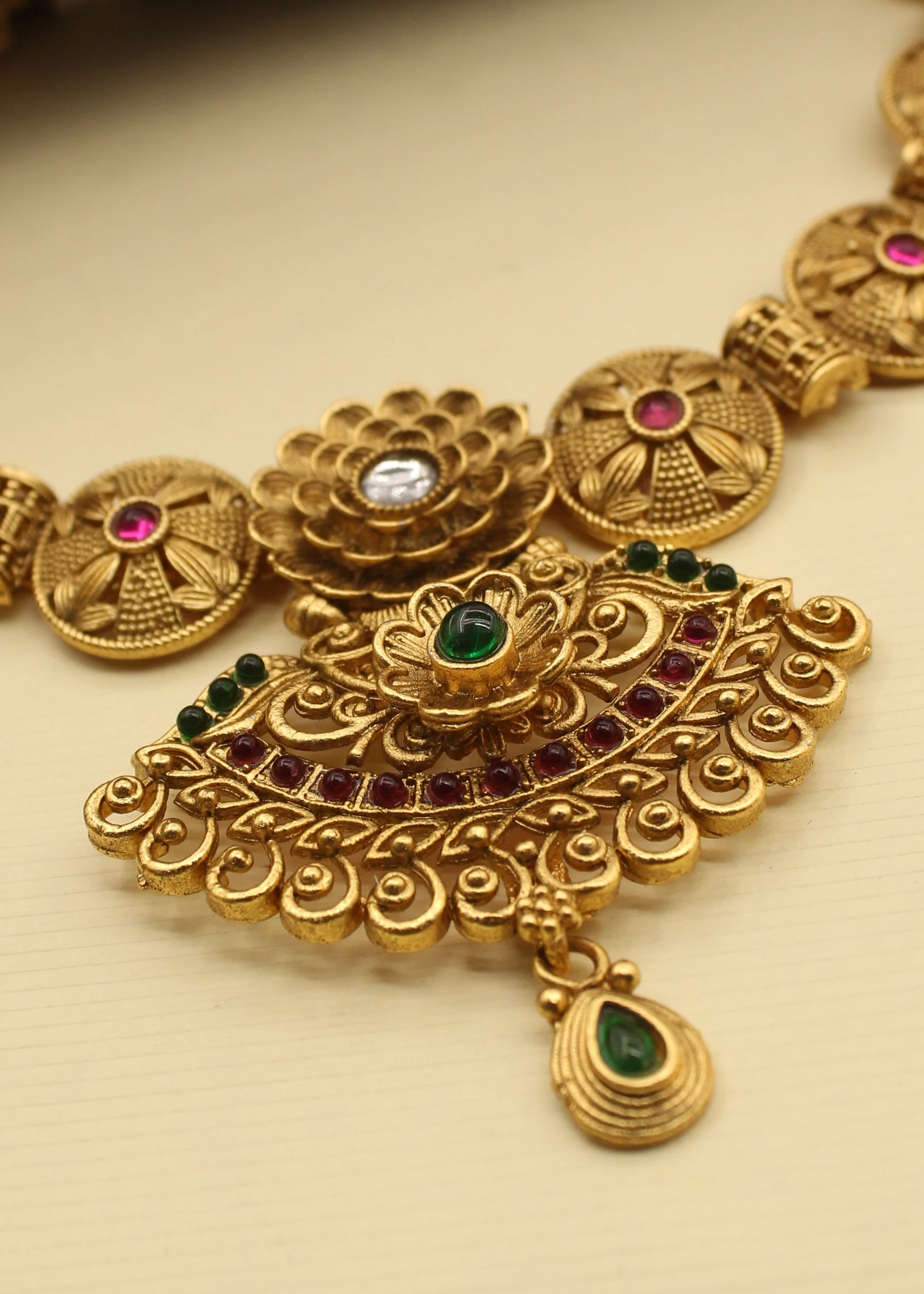 DAINTY FLOWERET AHILYA NECKLACE - Image 5