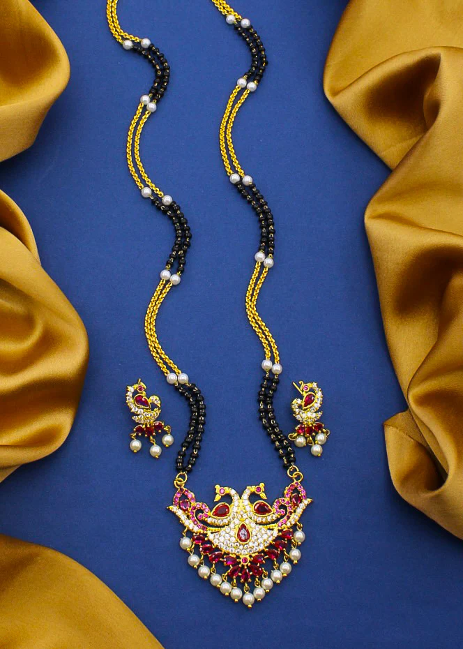 STRIKING PEACOCK MOTI MANGALSUTRA - Image 3