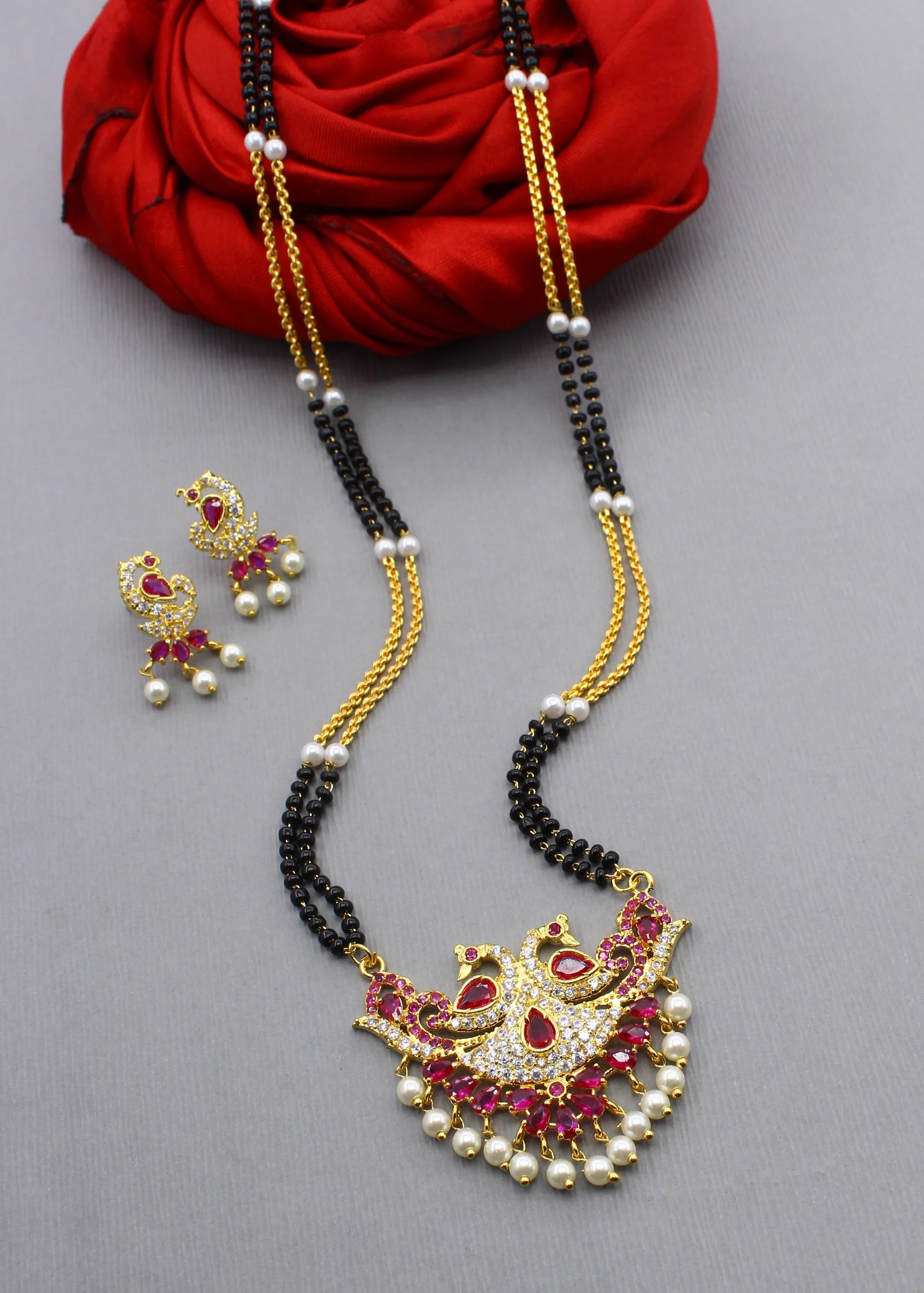STRIKING PEACOCK MOTI MANGALSUTRA - Image 7