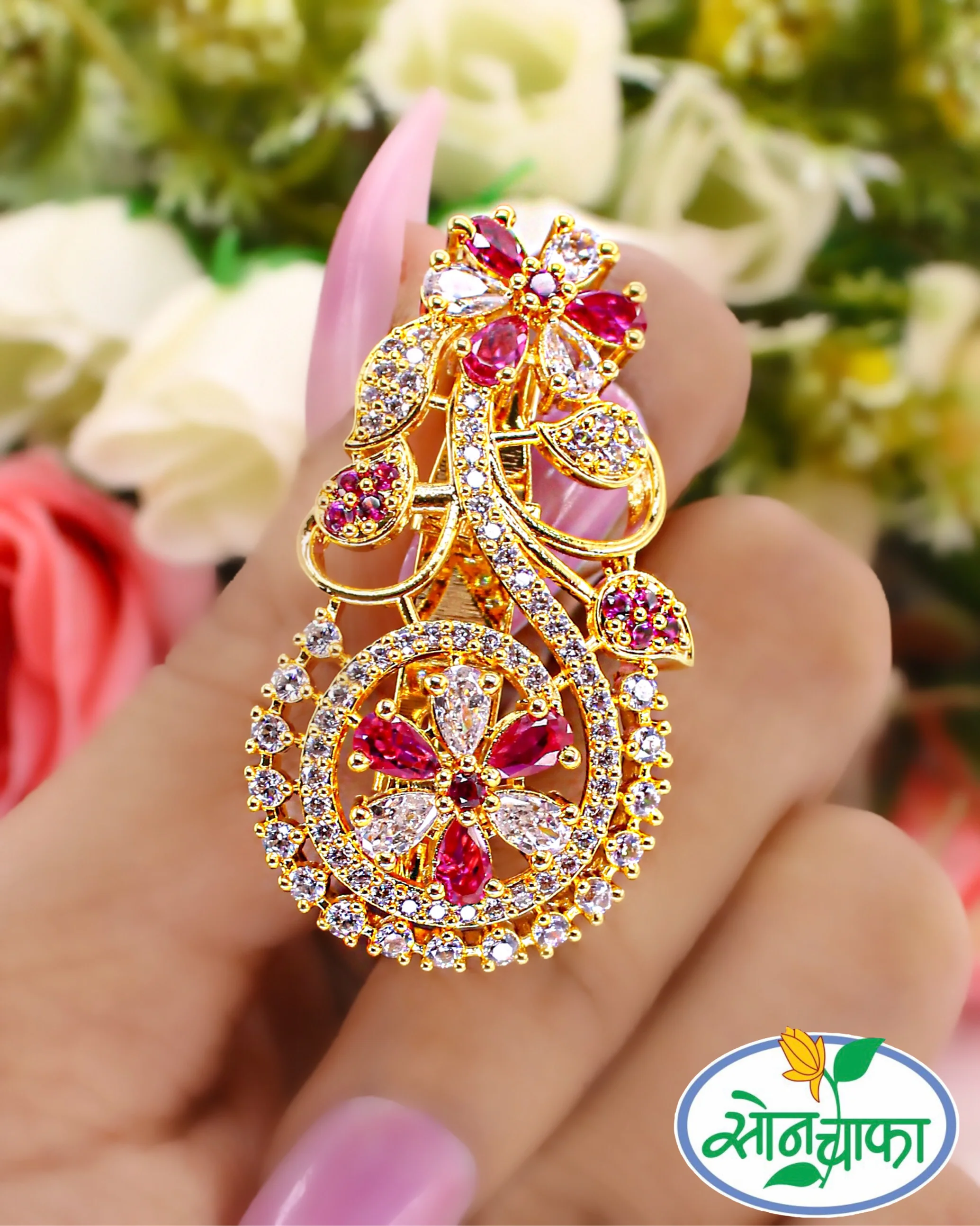 RADIANT CHARM DIAMOND SAREEPIN - Image 3