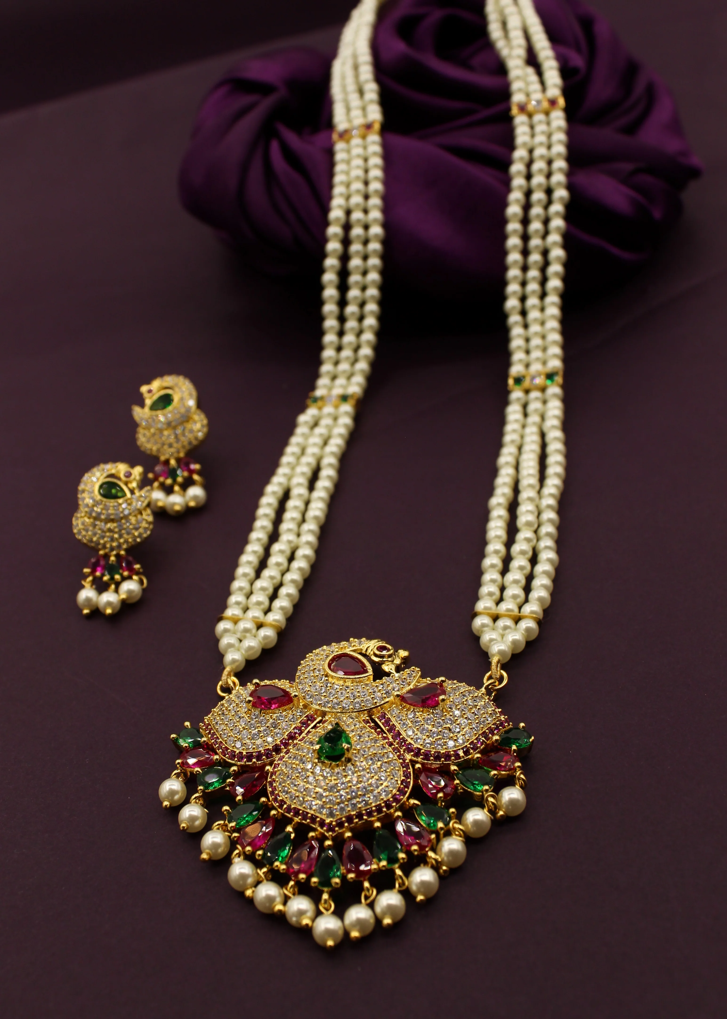 CHARMING PEACOCK NECKLACE - Image 9