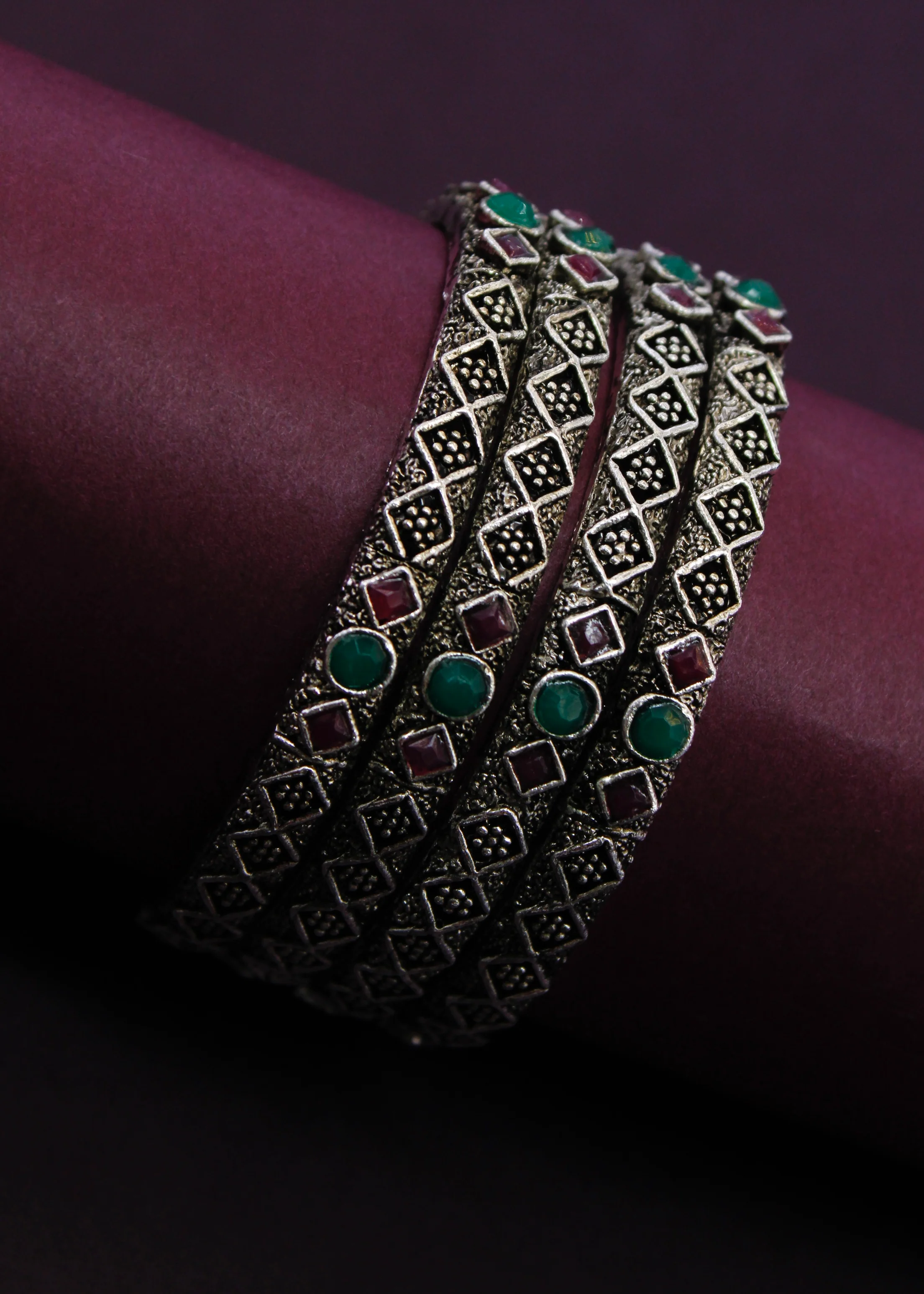 APPEALING OXIDISED BANGLES - Image 5