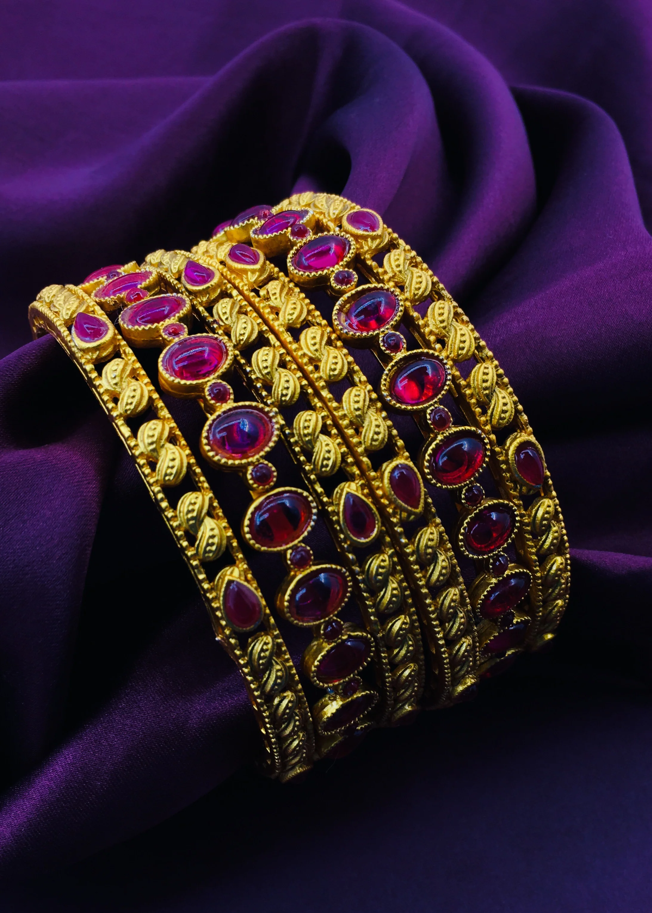ELEGANT DESIGNER BANGLES - Image 4