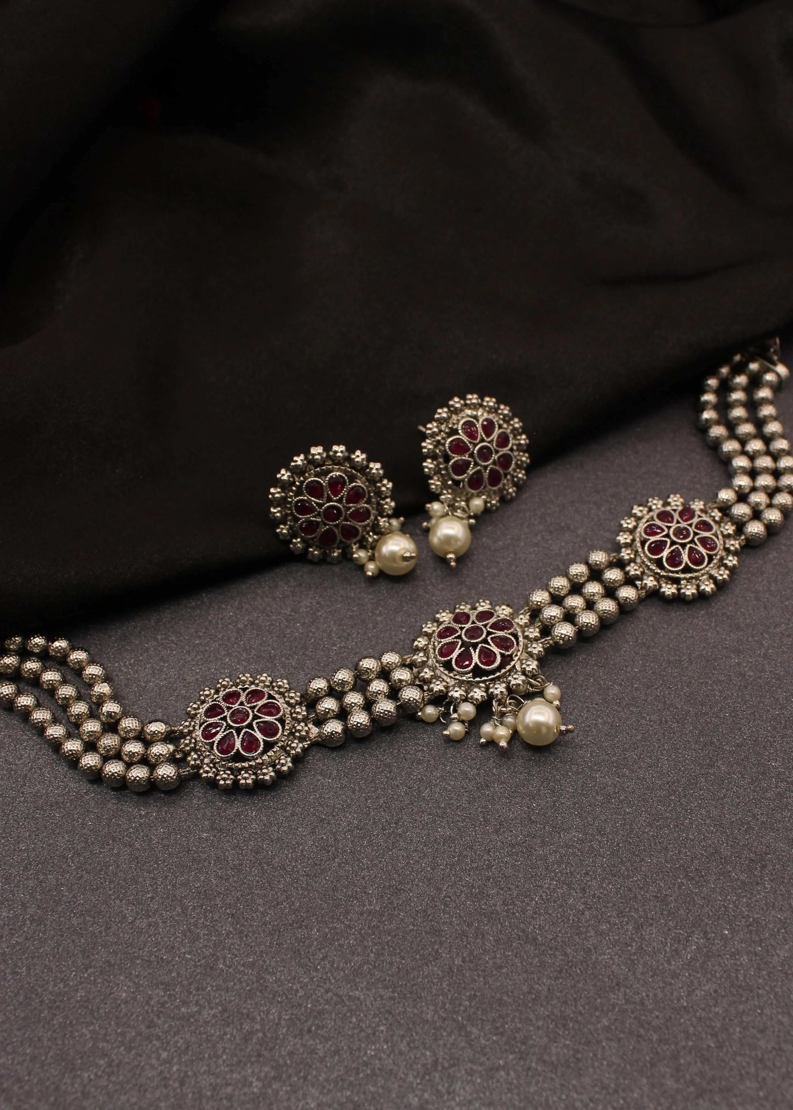 OXIDISED BEADS FLORET CHOKER - Image 4