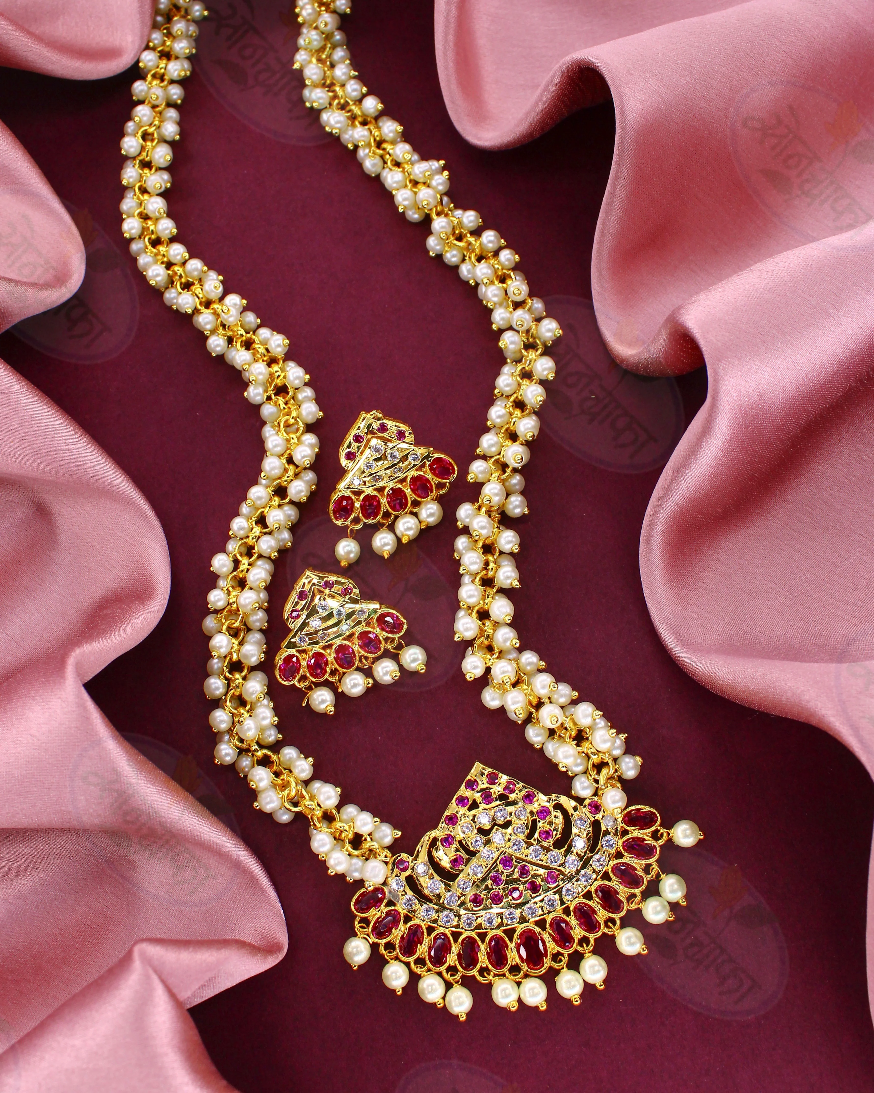GORGEOUS PEARL NECKLACE - Image 2