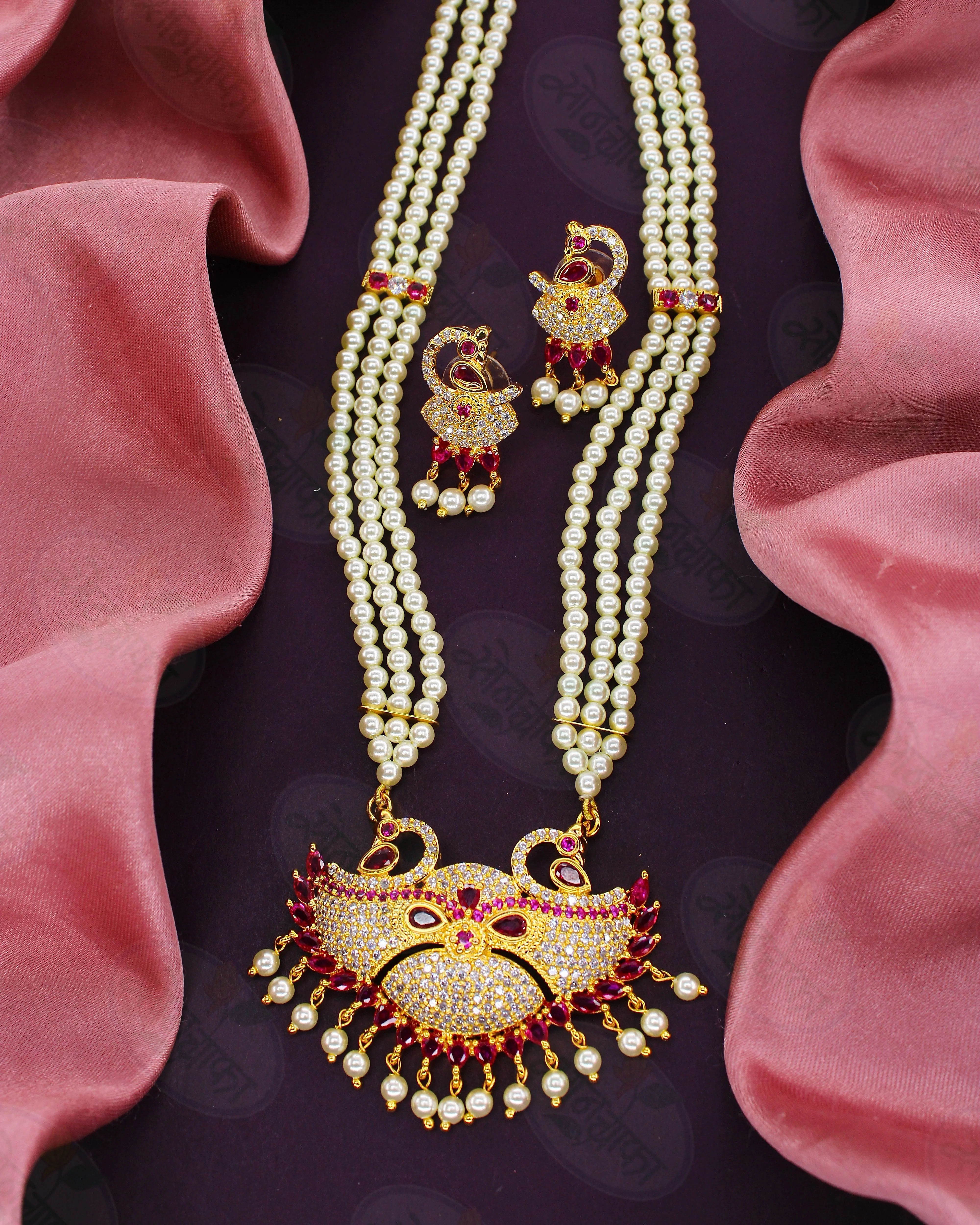 ROYAL PEARL NECKLACE - Image 2