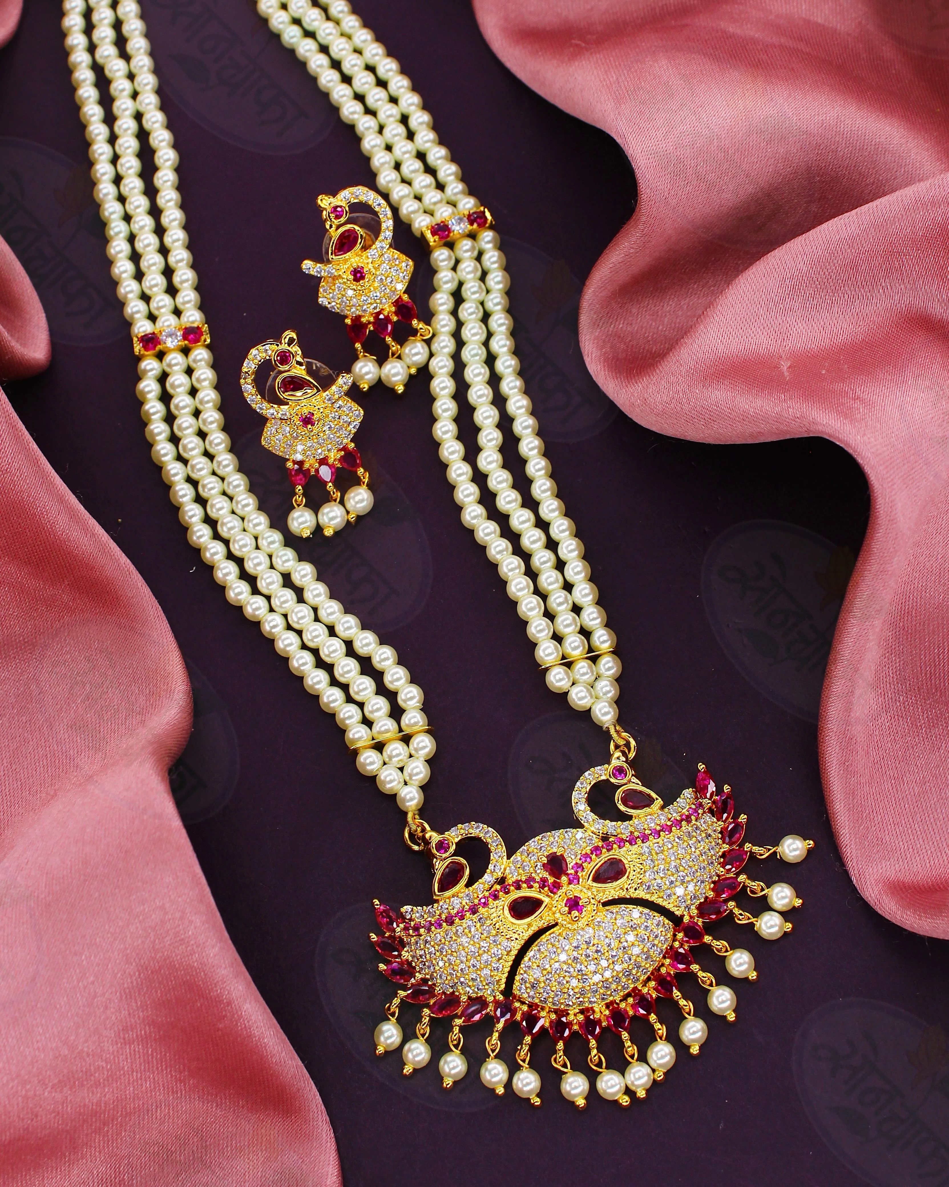ROYAL PEARL NECKLACE - Image 3