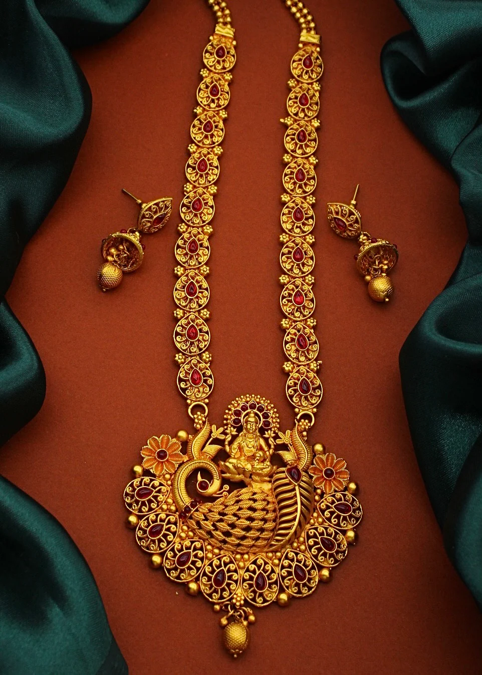 GORGEOUS PEACOCK DESIGNER NECKLACE - Image 5