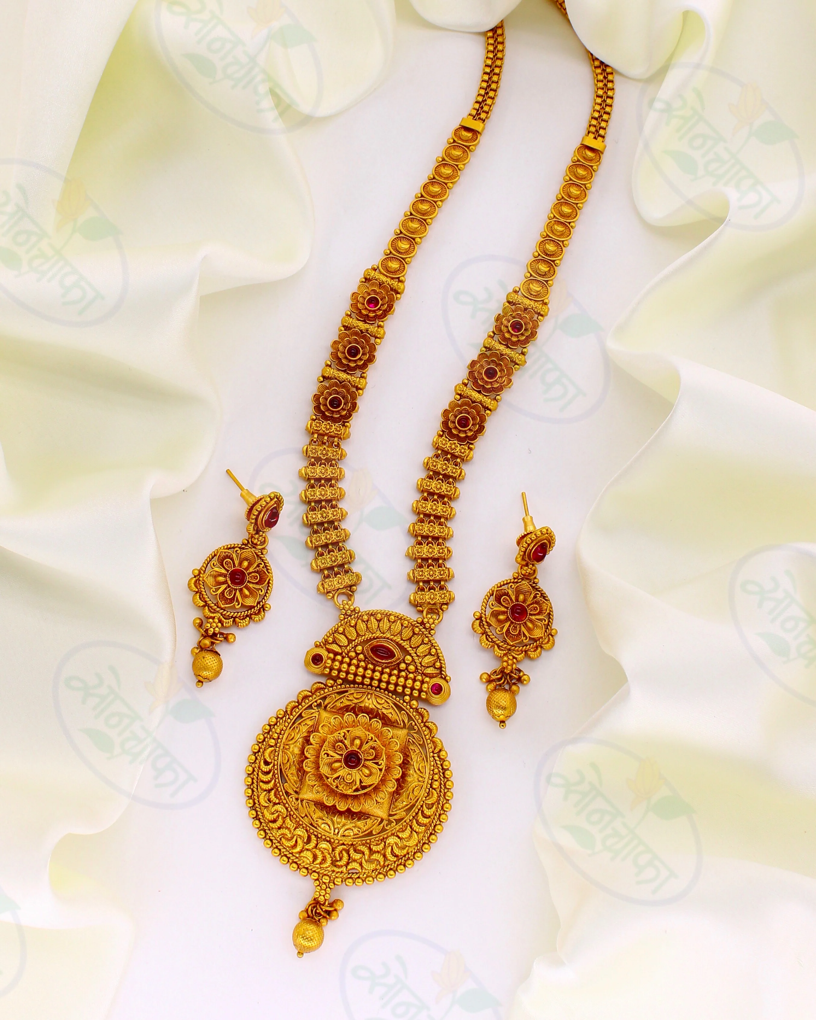 BLOSSOM DESIGNER NECKLACE - Image 2
