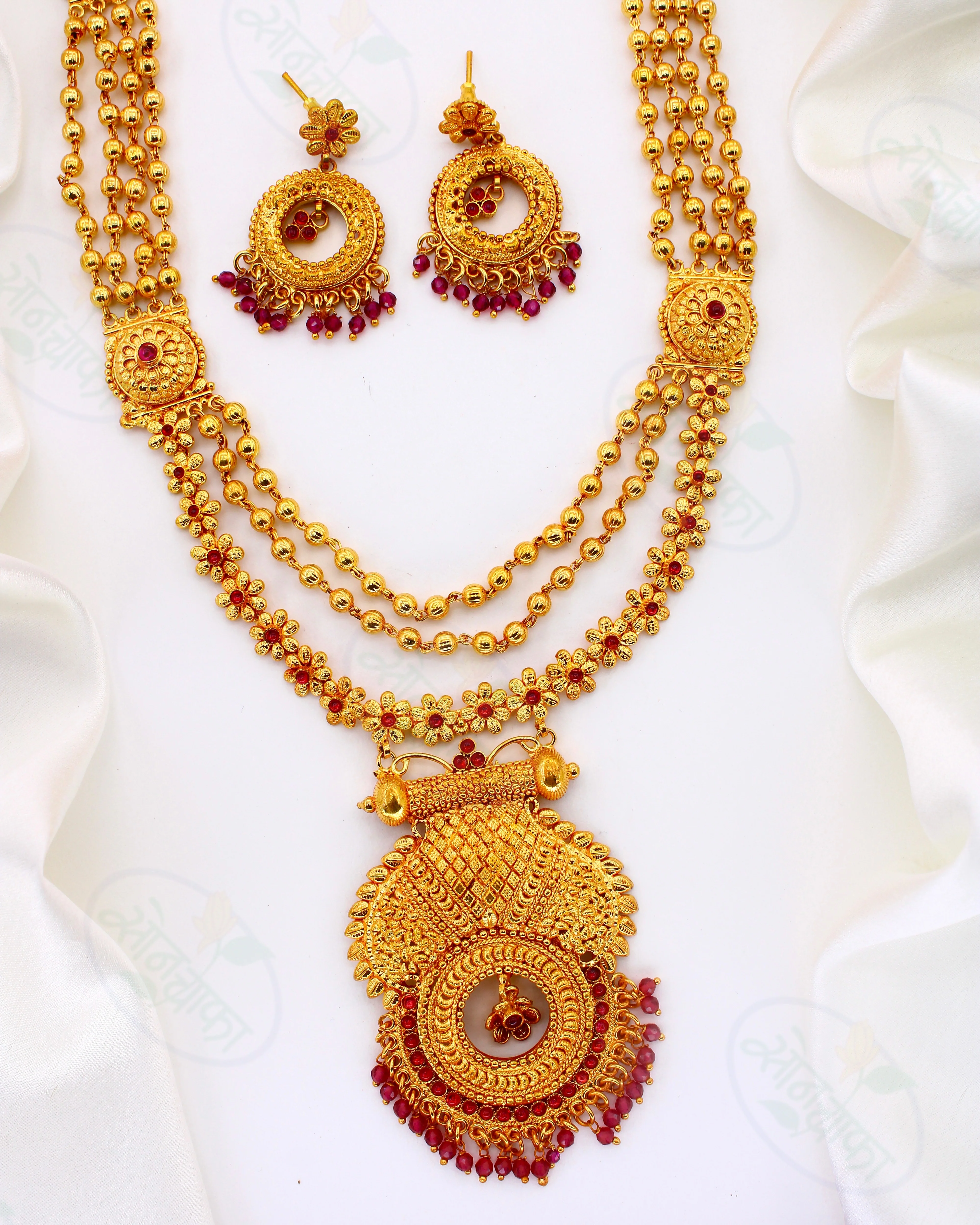 ICONIC MATTE NECKLACE - Image 3