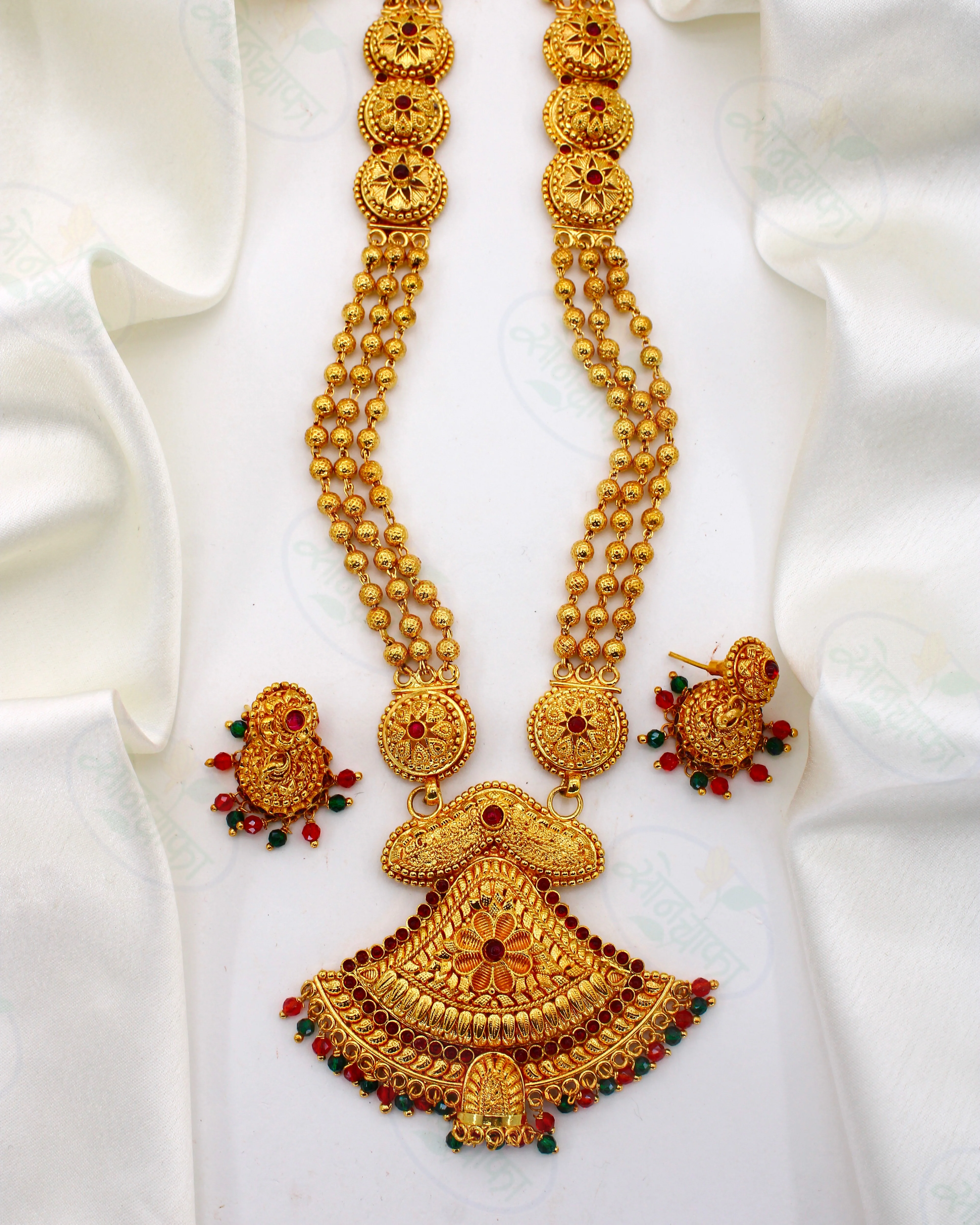 ENCHANTING TRADITIONAL NECKLACE - Image 3